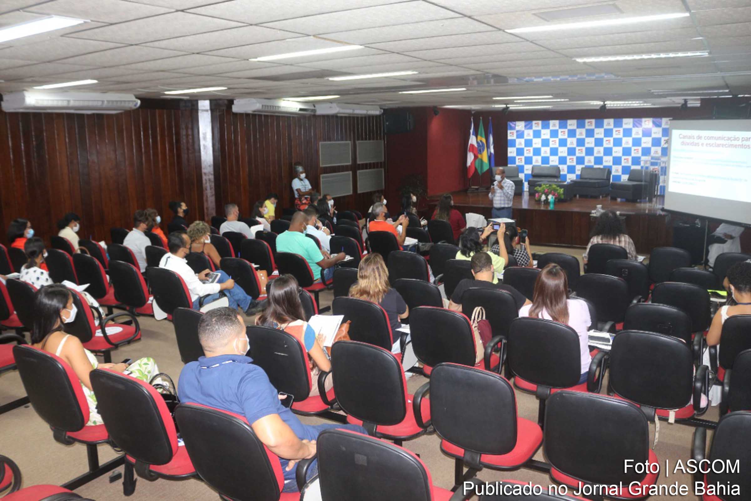 Programa Bolsa Presença representa transferência de renda para 421.308 famílias de 528.213 estudantes regularmente matriculados na rede estadual da Bahia, diz SEC.