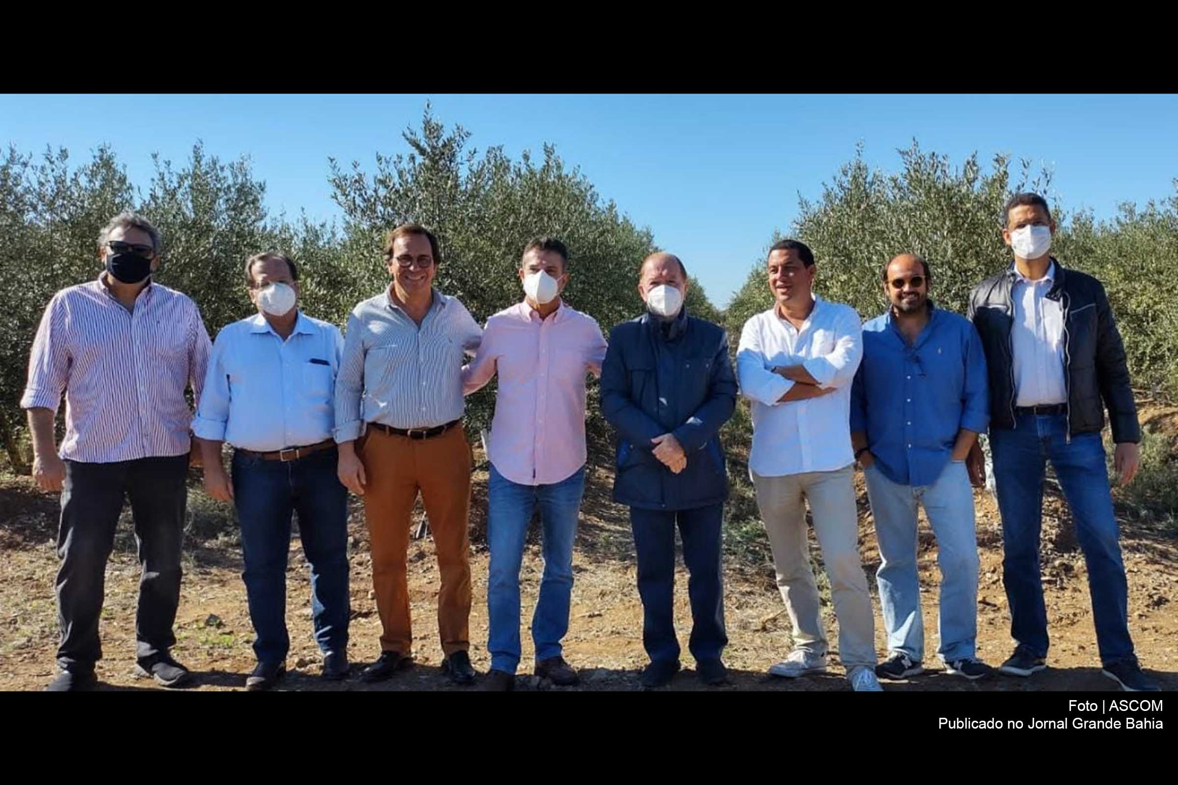 Vice-governador João Leão e representantes de vinícolas do Alentejo e Algarve, em Portugal.
