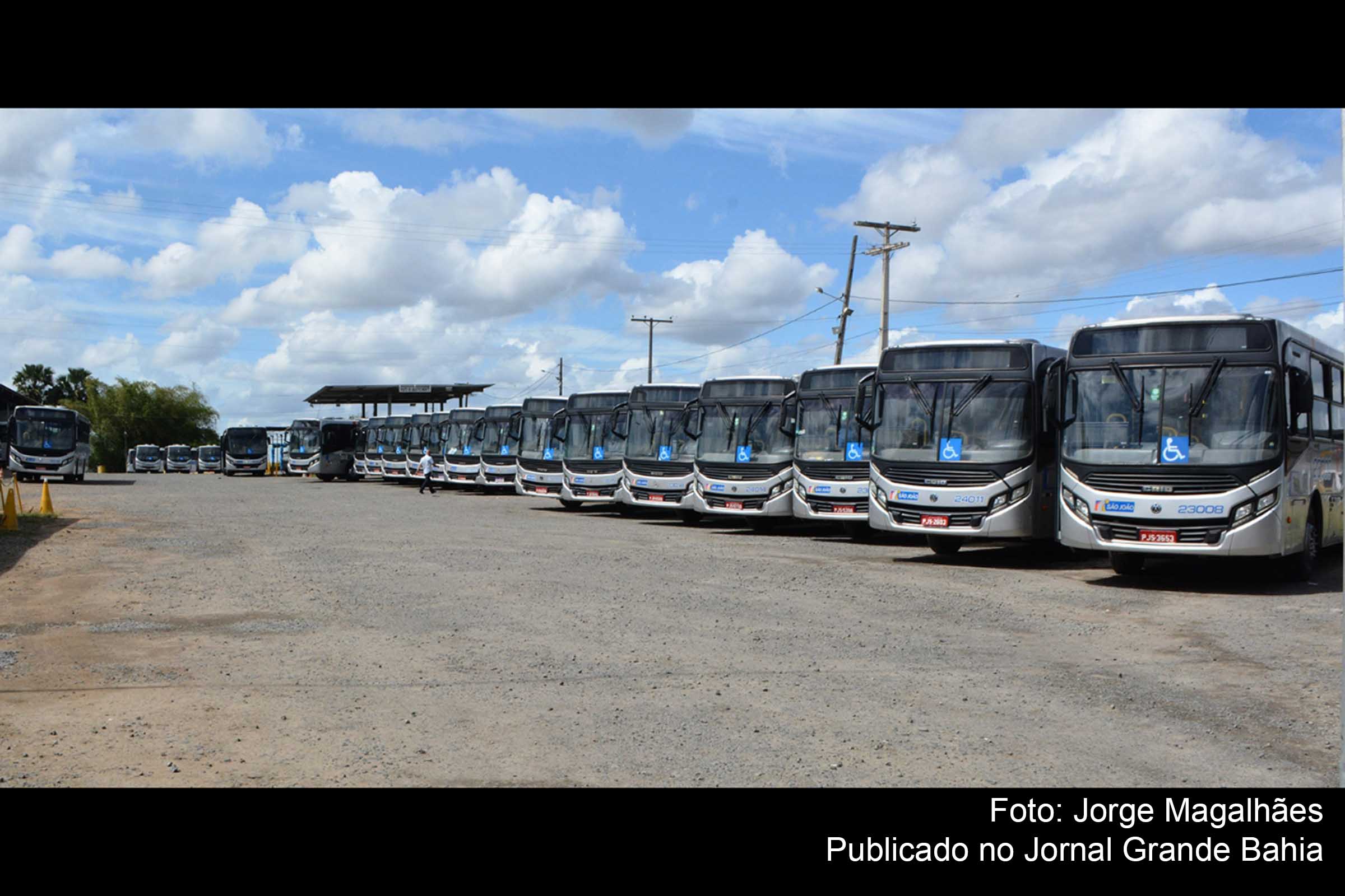 Sindicato dos Rodoviários de Feira de Santana retém ônibus da São João nas garagens; Governo Colbert Martins denuncia iniciativa por violar decisão da Justiça; Em nota, SINTRAFS contesta