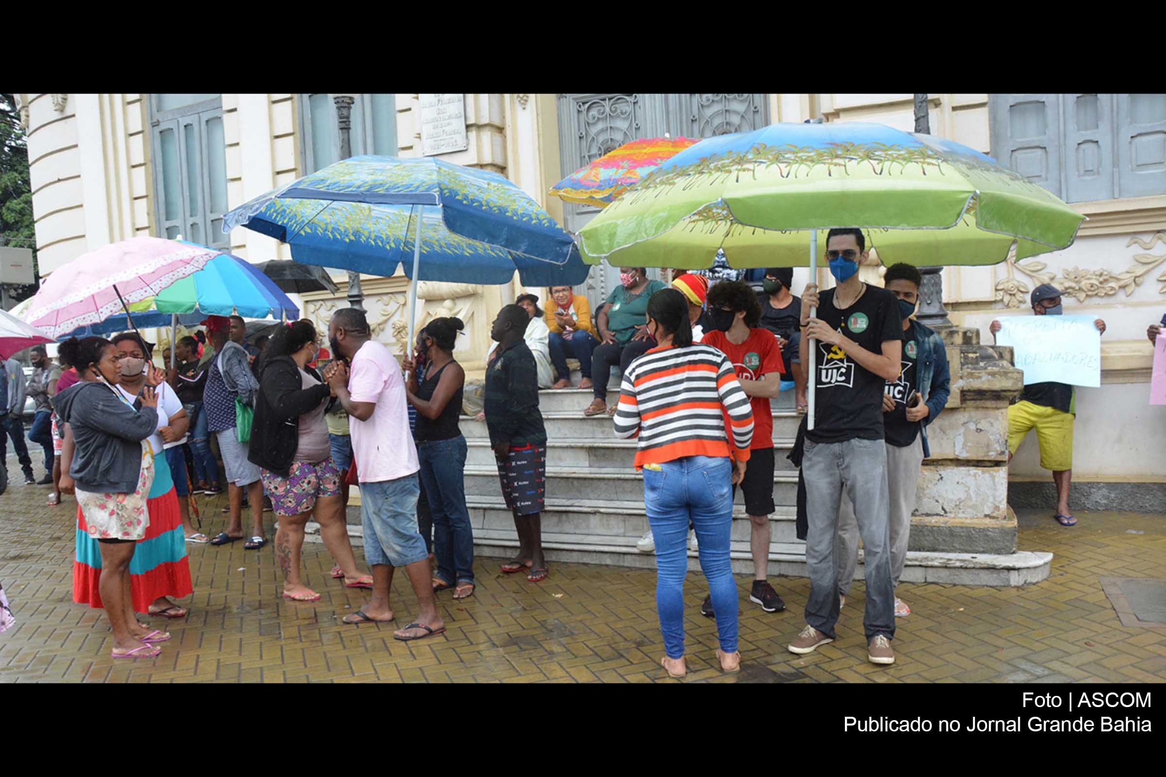 Devolução dos espaços públicos de Feira de Santana à comunidade gera resistência e Governo Colbert Martins lamenta que pequeno grupo de feirantes seja contrário ao desenvolvimento da cidade