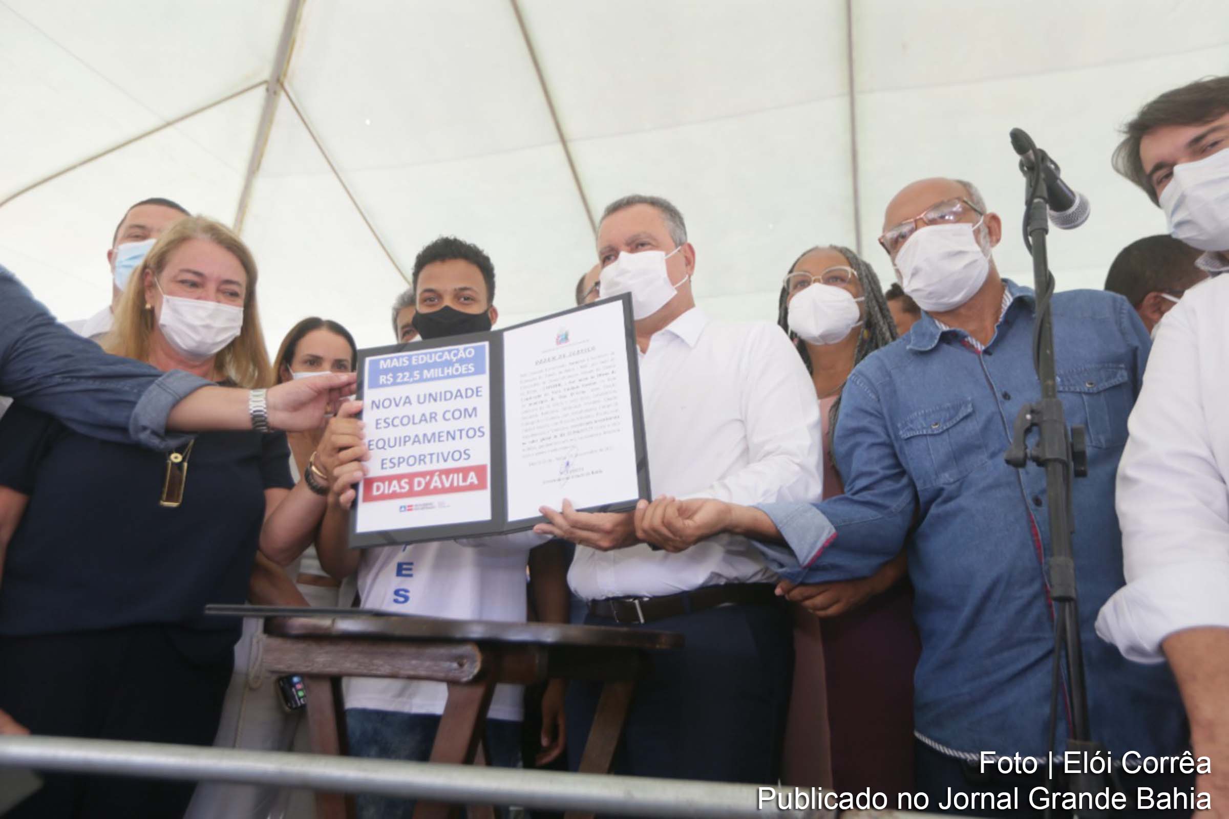 Com investimento de R$ 22,5 milhões, a escola terá 36 salas de aula, campo society, auditório para 175 lugares, refeitório, piscina com arquibancada e vestiário.