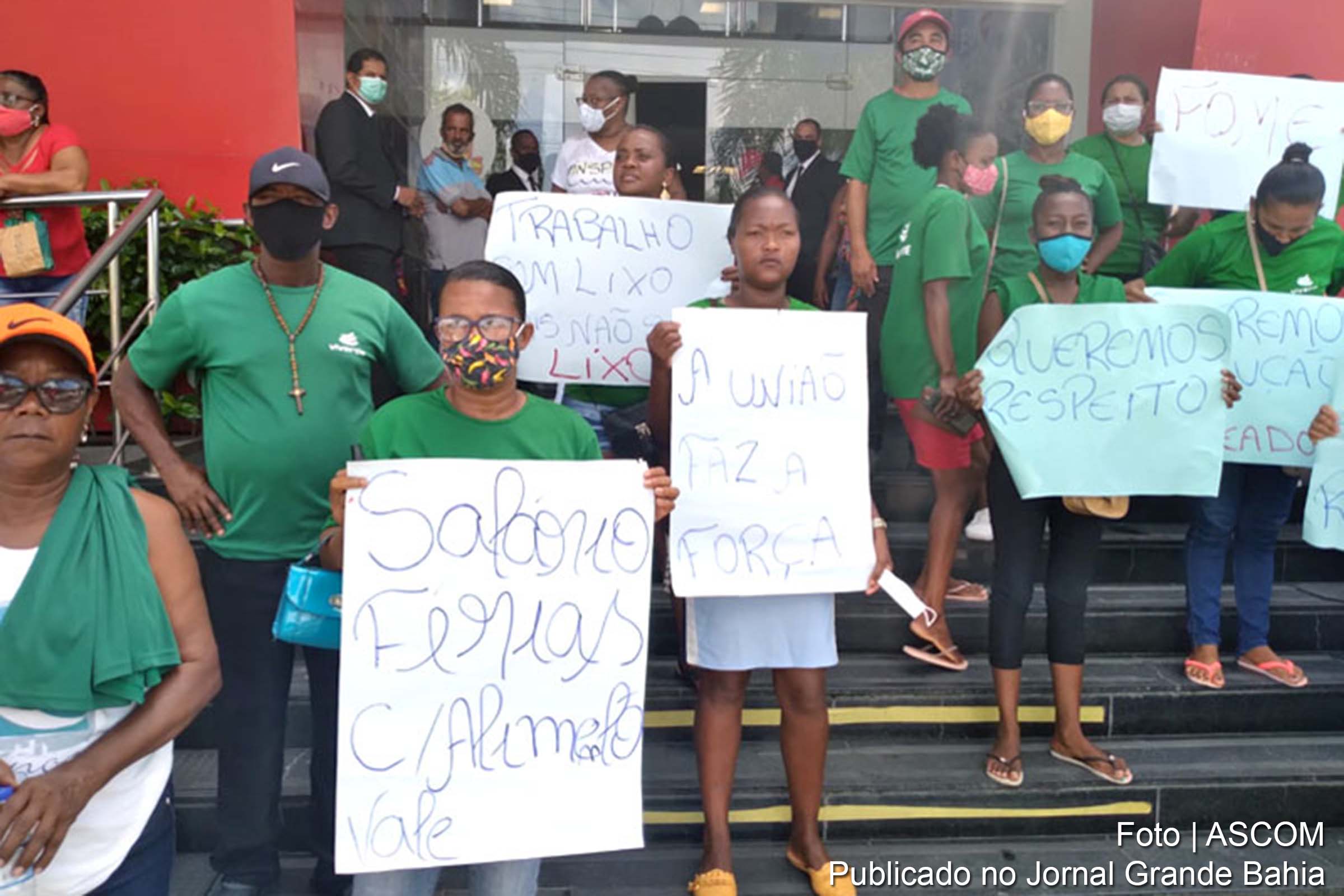 Profissionais pararam suas atividades por falta de cumprimento do acordo pela Viverde, em que dizia que até a segunda os valores seriam pagos, o que não foi feito.