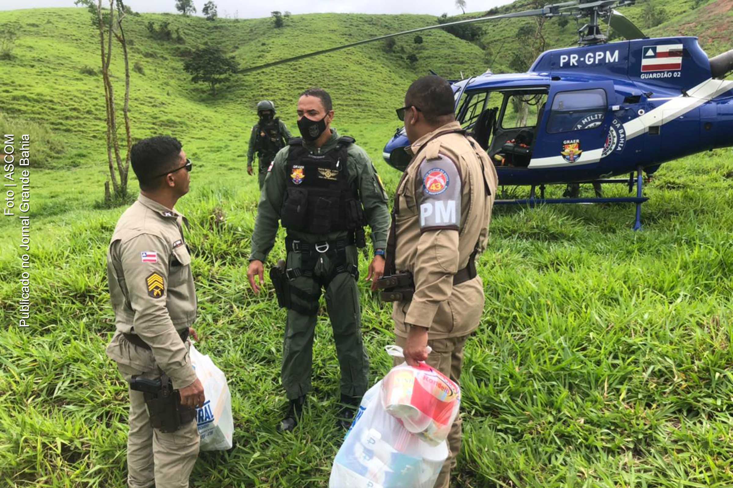 Equipe do GRAER atua no apoio à população afetada por temporais na Bahia.
