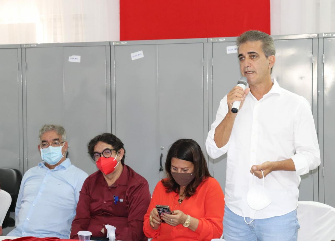 Deputado Robinson Almeida criticou Governo Bolsonaro não ter apresentado um plano de ação e de ajuda efetiva na recuperação dos municípios afetados.