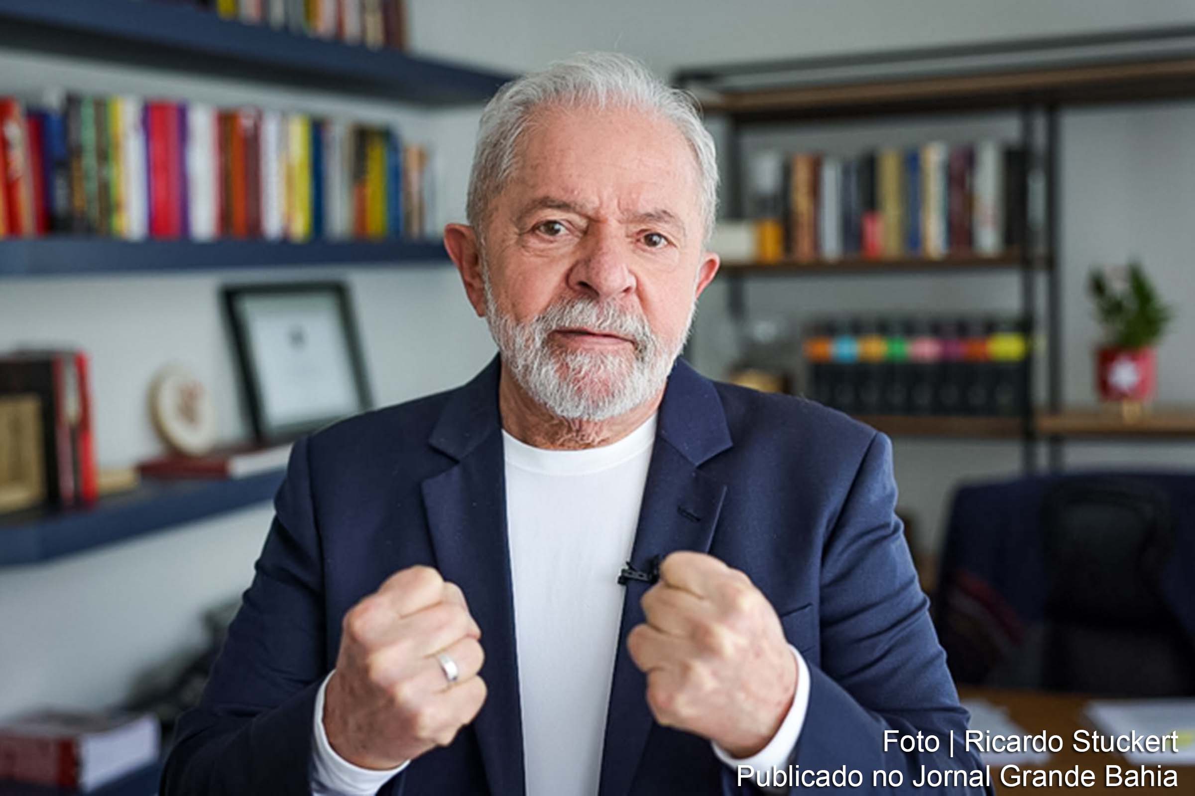 “Quem tem que ganhar com a Petrobras é o povo brasileiro, que a criou”, diz ex-presidente Lula em defesa da estatal e de uma adequada política de preços para os combustíveis