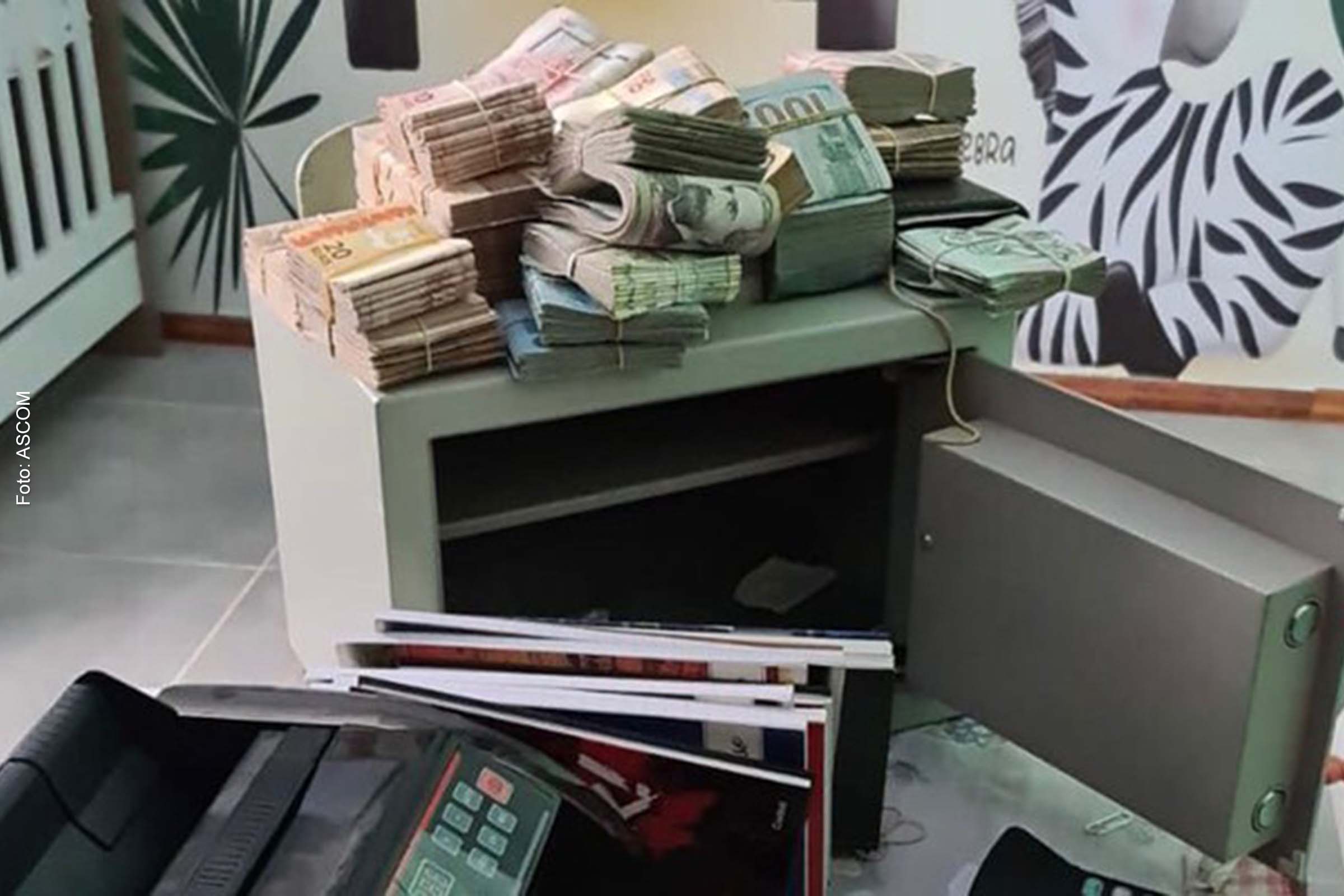 Segundo a PF, ao menos R$ 13,5 milhões foram movimentados por intermédio de contas bancárias vinculadas aos investigados.