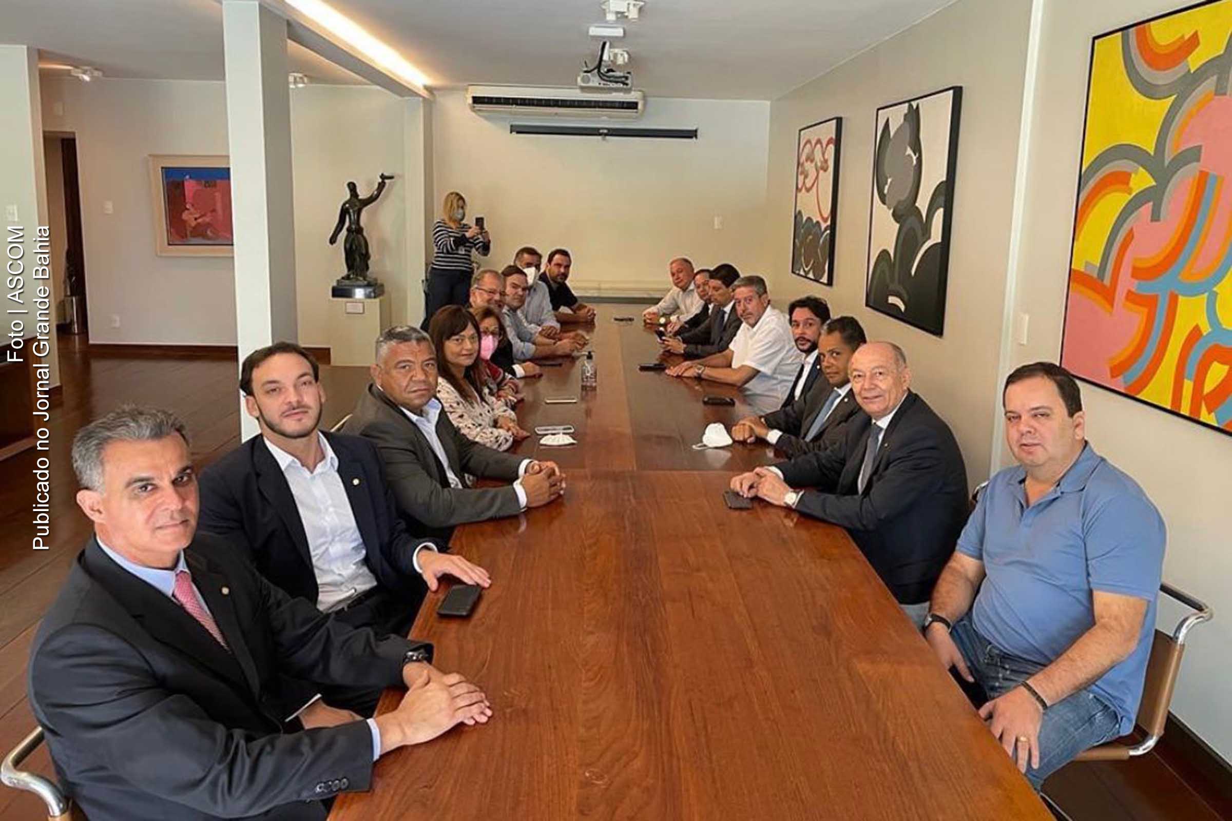 Arthur Lira, presidente da Câmara dos Deputados, recebe demanda de parlamentares da Bahia para que Poder Legislativo Federal apoie reconstrução da infraestrutura e apoio à população afetada por chuvas e enchentes no estado.