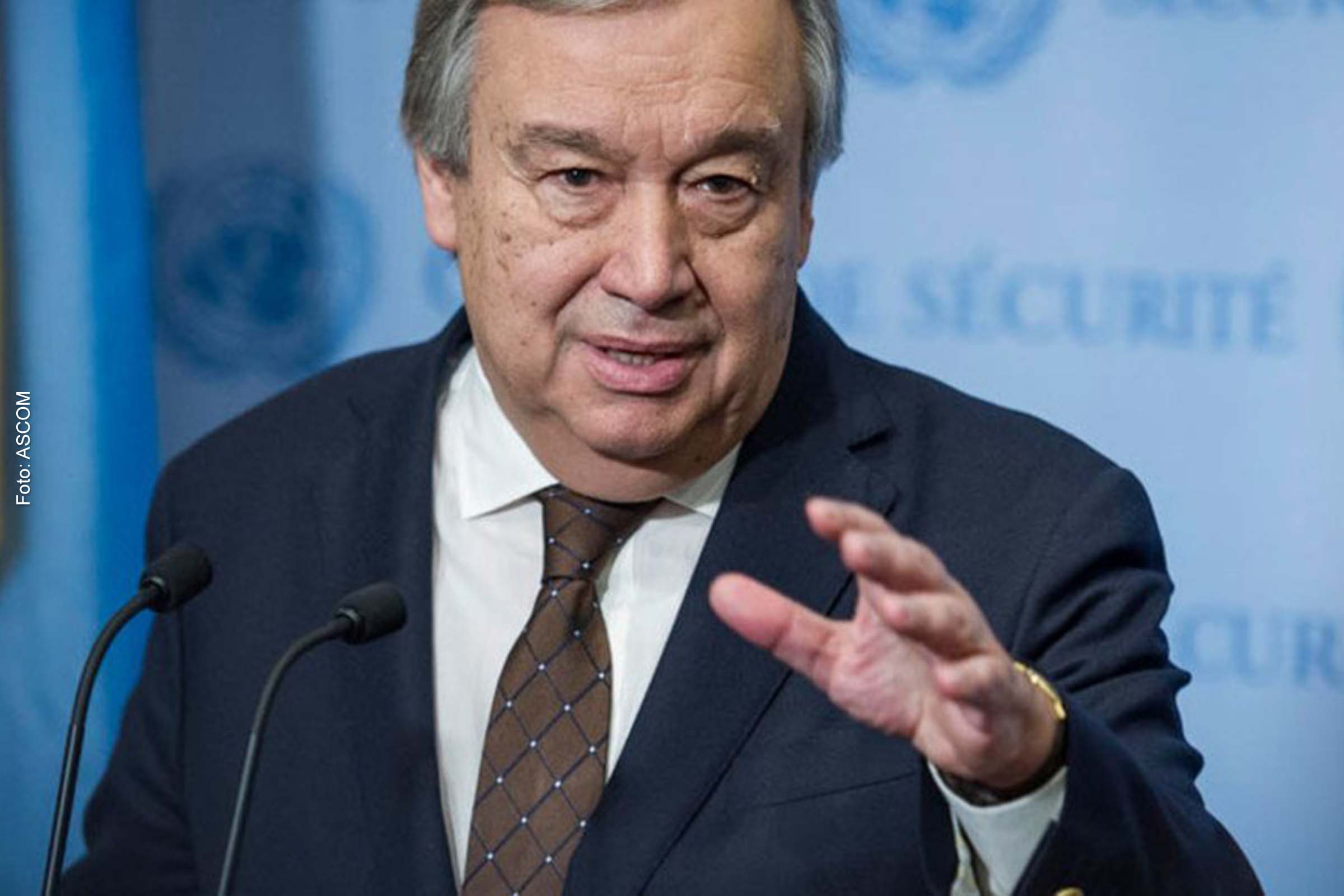 António Guterres pede aos líderes do golpe que abandonem as armas.