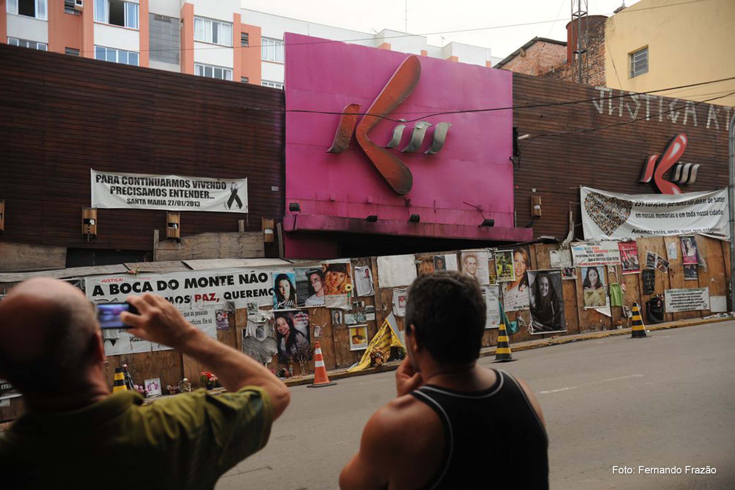 Após 9 anos da tragédia na Boate Kiss, familiares de vítimas veem início de justiça