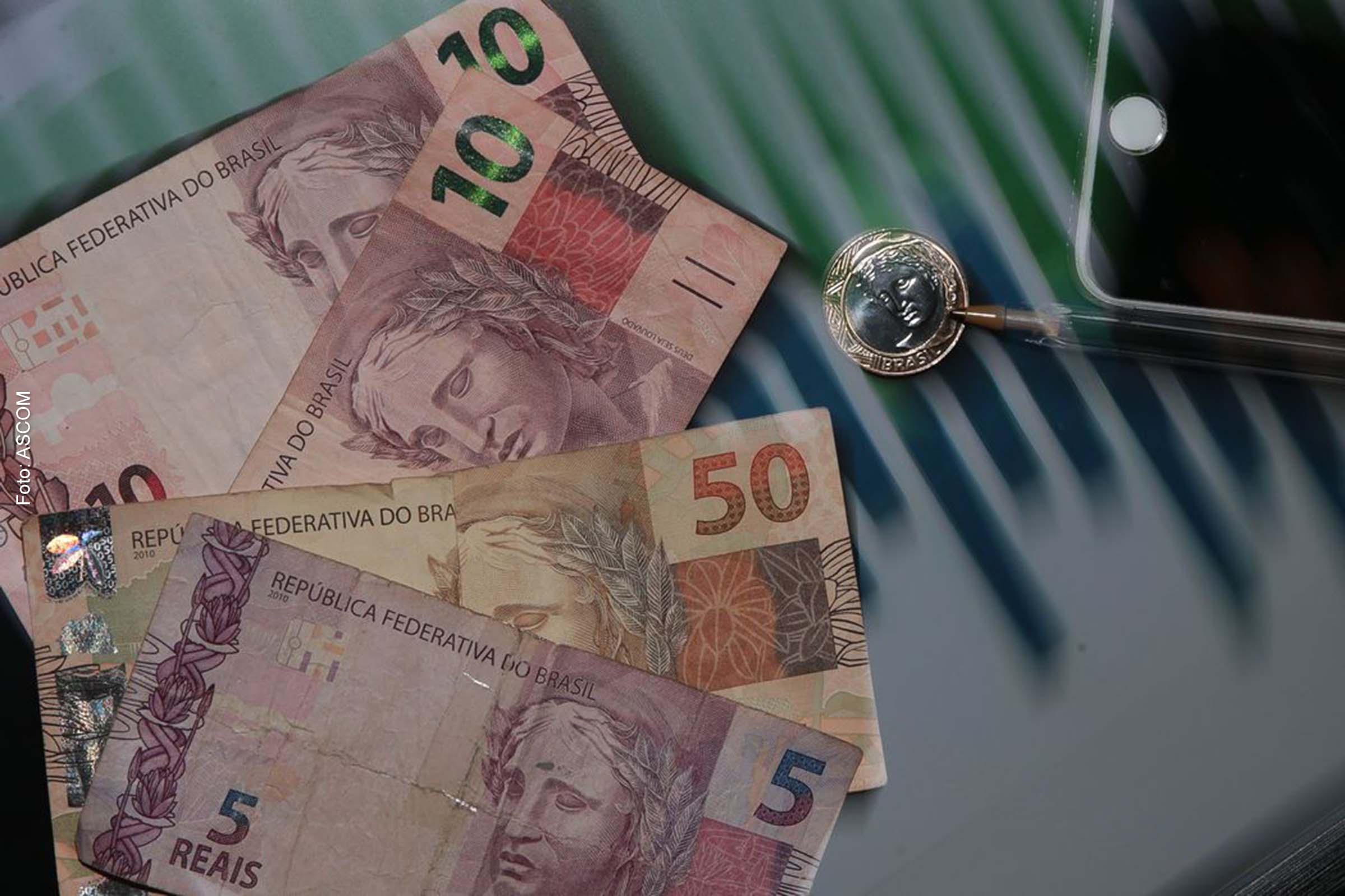 Três a cada quatro brasileiros estavam inadimplentes ao fim de 2021, aponta pesquisa de Endividamento e Inadimplência do Consumidor.