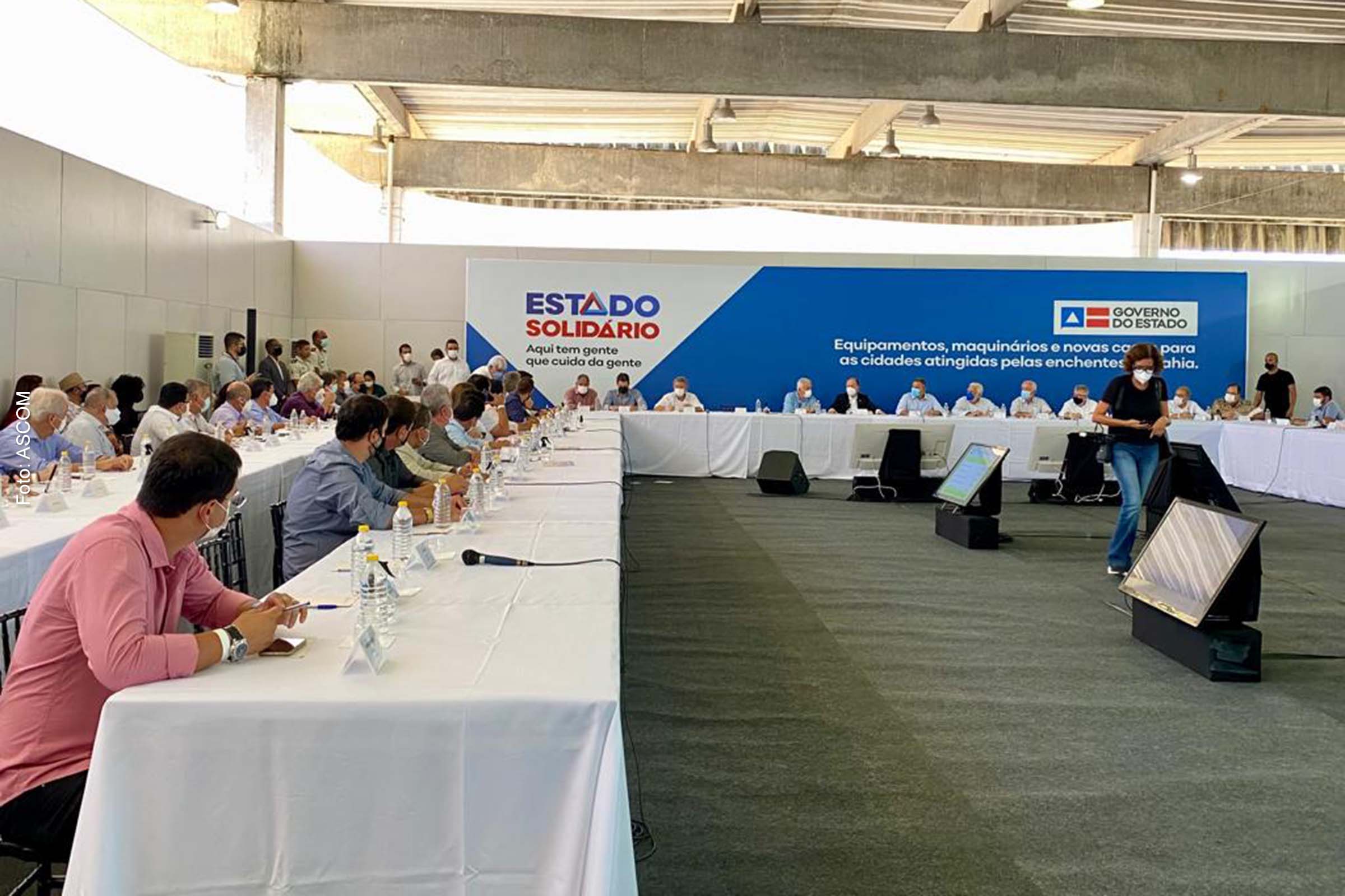 Prefeituras da Bahia recebem investimentos do Governo Rui Costa para iniciar recuperação de estradas vicinais