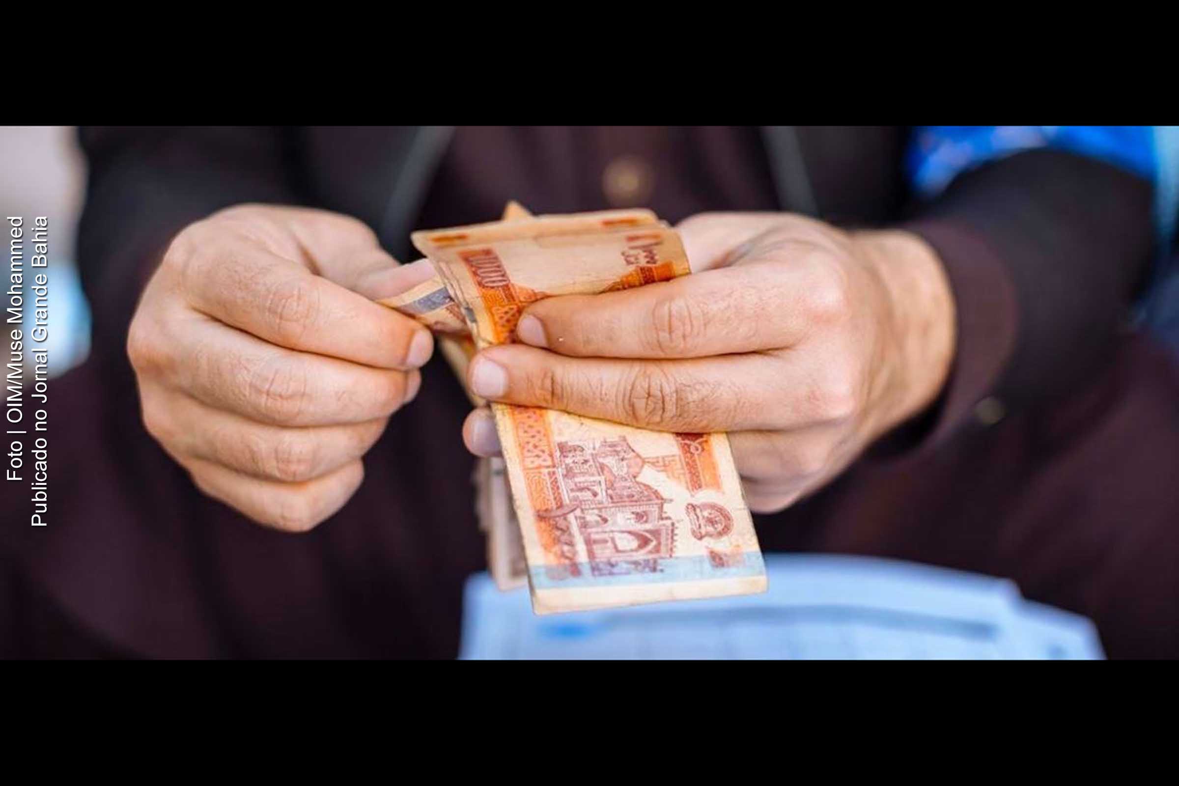 FMI afirma que economia global deve crescer 4,4%, resultado inferior ao ano de 2021. Desempenho pode resultar da continuação da pandemia, recuperação lenta das economias e aumento da inflação; para 2023, entidade espera crescimento de 3,8%.