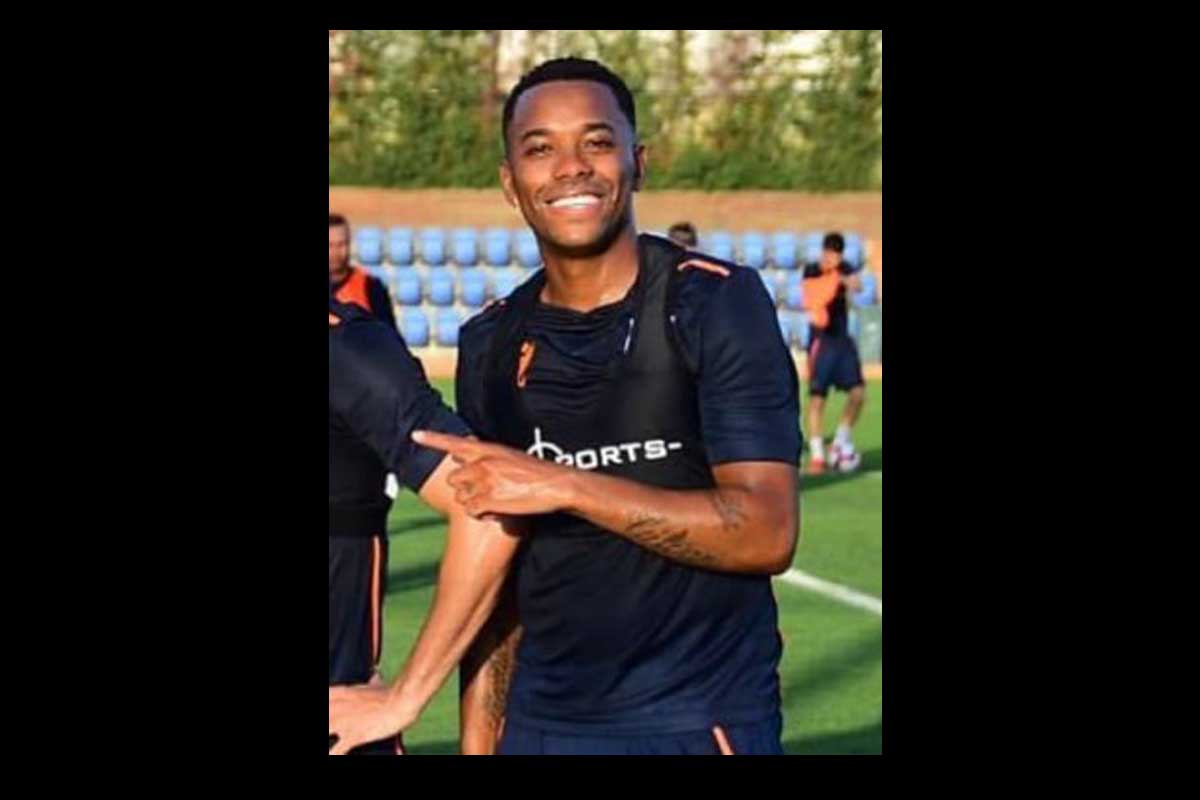 Suprema Corte da Itália condena futebolista Robinho e o amigo Ricardo Falco por violência sexual; Constituição Federal do Brasil não permite a extradição de cidadãos