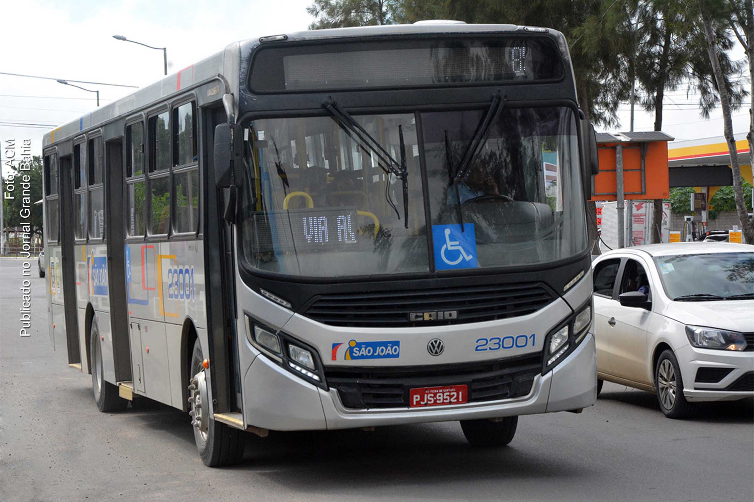 Ônibus da viação São João voltam a circular na zona rural de Feira de Santana.