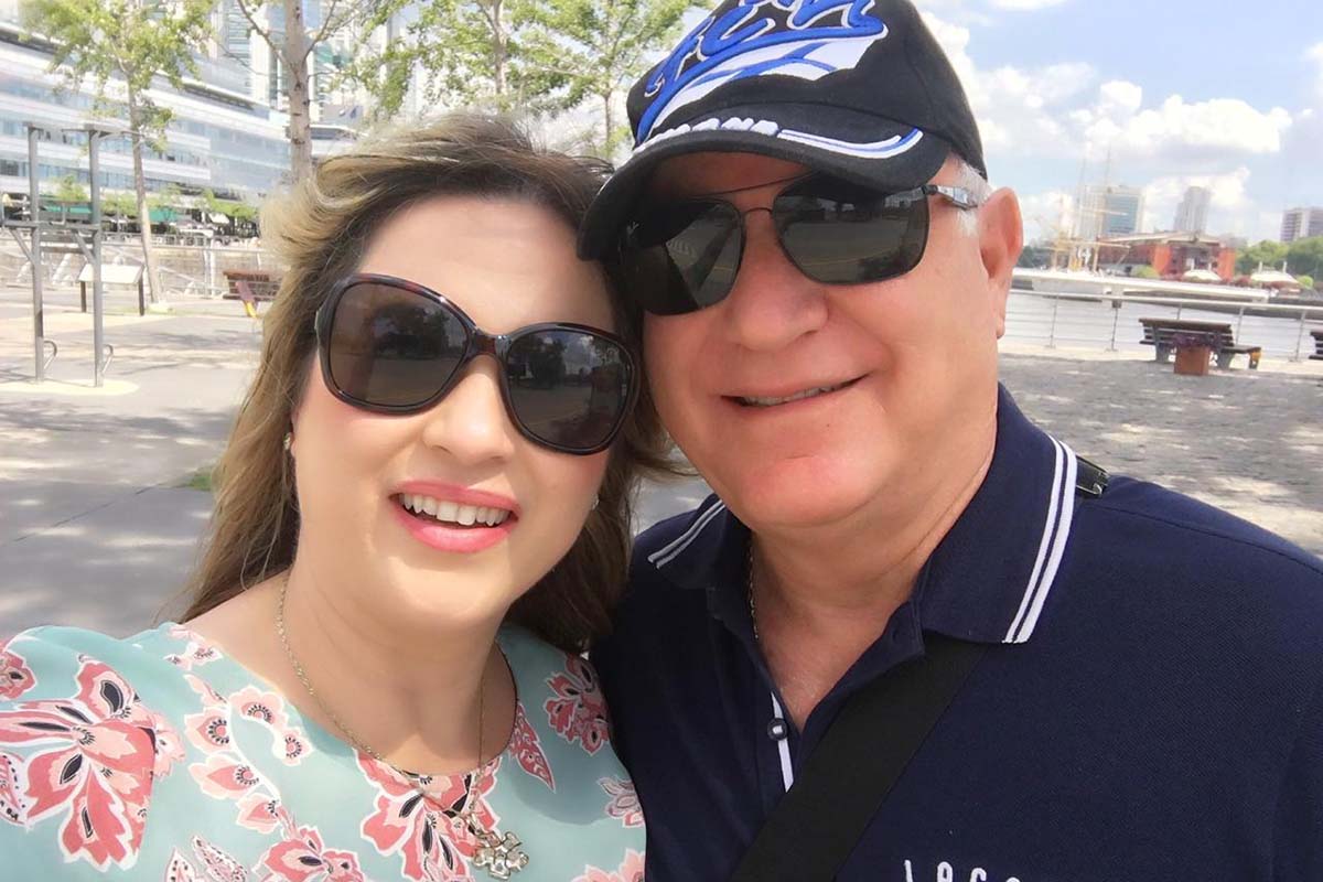 O empresário Osvaldo Ottan e sua esposa Magali, socialmente.
