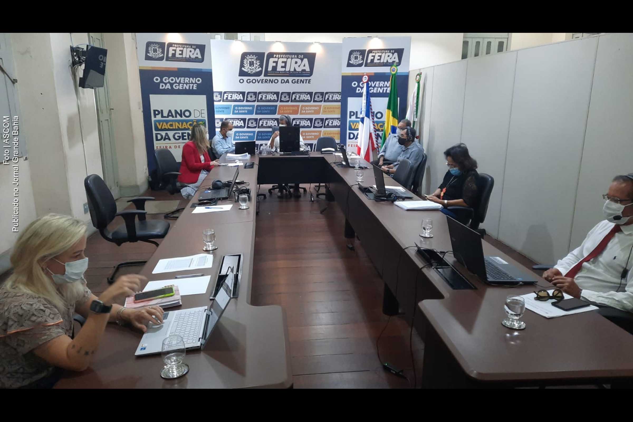 Prefeito Colbert Martins, vice-prefeito e secretários municipais de Feira de Santana listam prejuízos com não aprovação do Orçamento 2022 pela Câmara Municipal