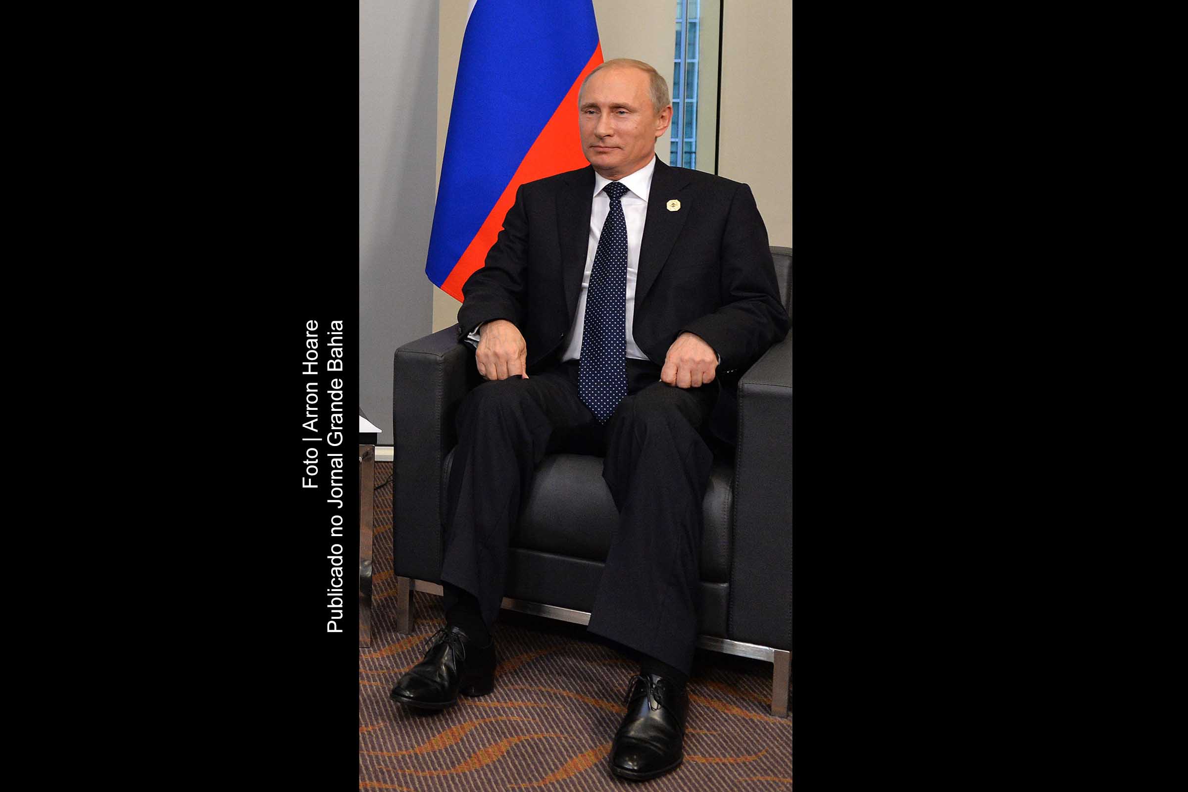 Potenciais sanções de Londres contra empresários russos implicam medidas de retaliação, diz Governo Putin.