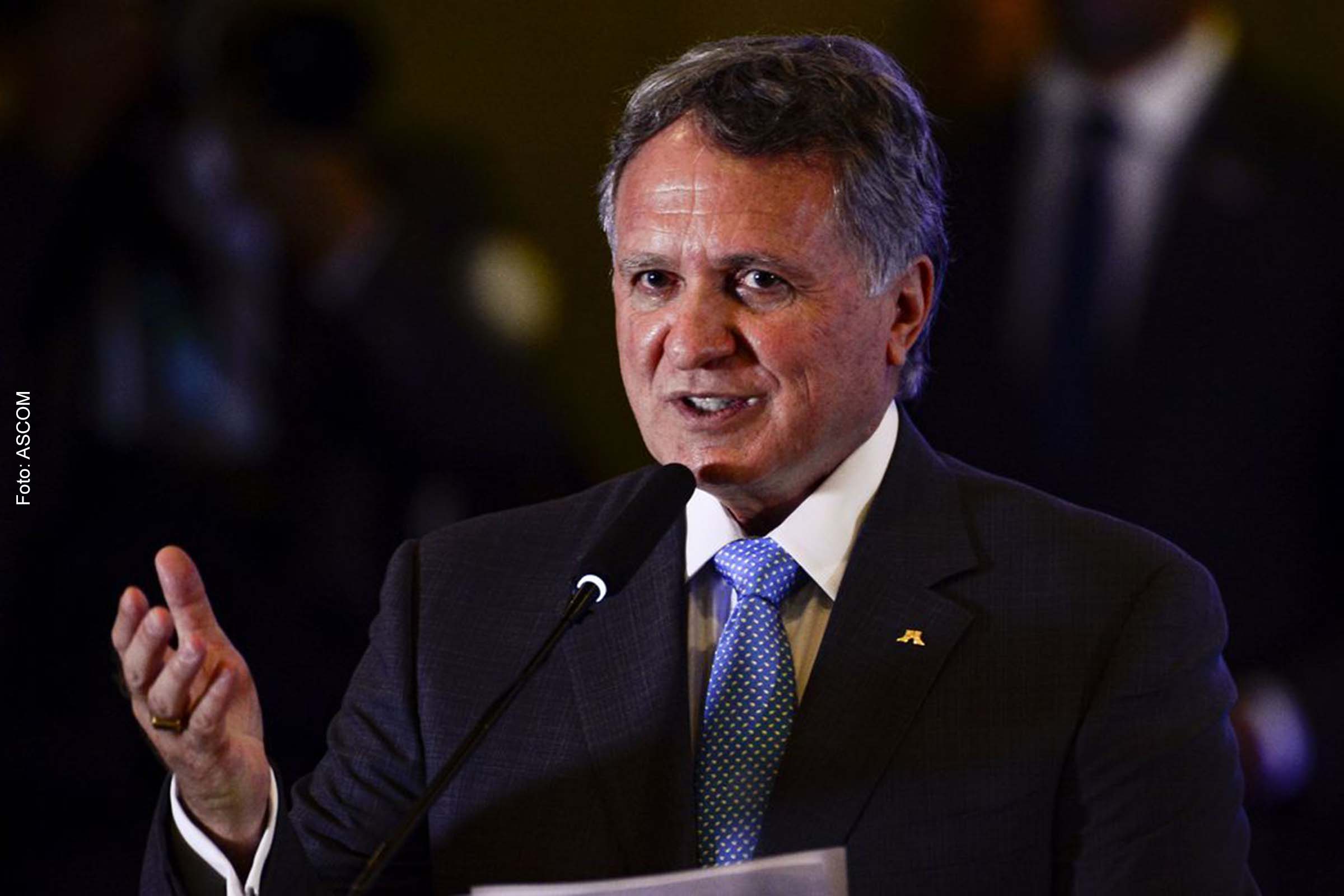 Almirante Anatalício Risden Junior, que era diretor financeiro executivo de Itaipu, substitui o general João Francisco Ferreira, que pediu exoneração do cargo.