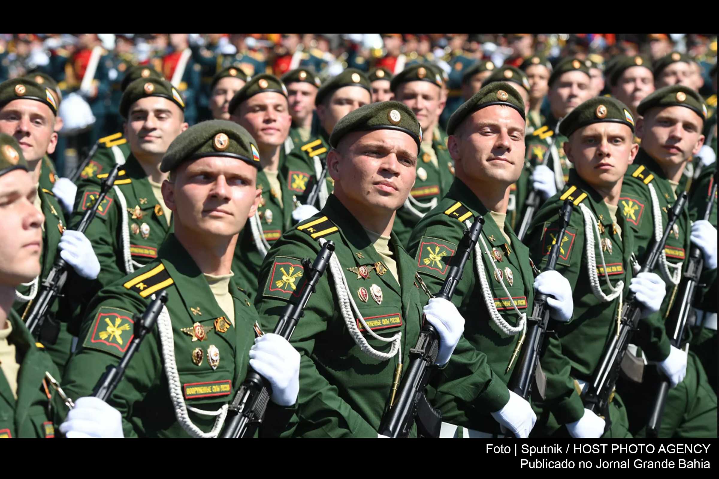 Cerca de 200 mil militares da Rússia foram mobilizados na maior operação pós-segunda Guerra Mundial. Em resposta a observações agressivas do Ocidente, o Presidente Vladimir Putin ordenou que as forças dissuasoras do Exército russo fossem colocadas em regime de alerta especial.