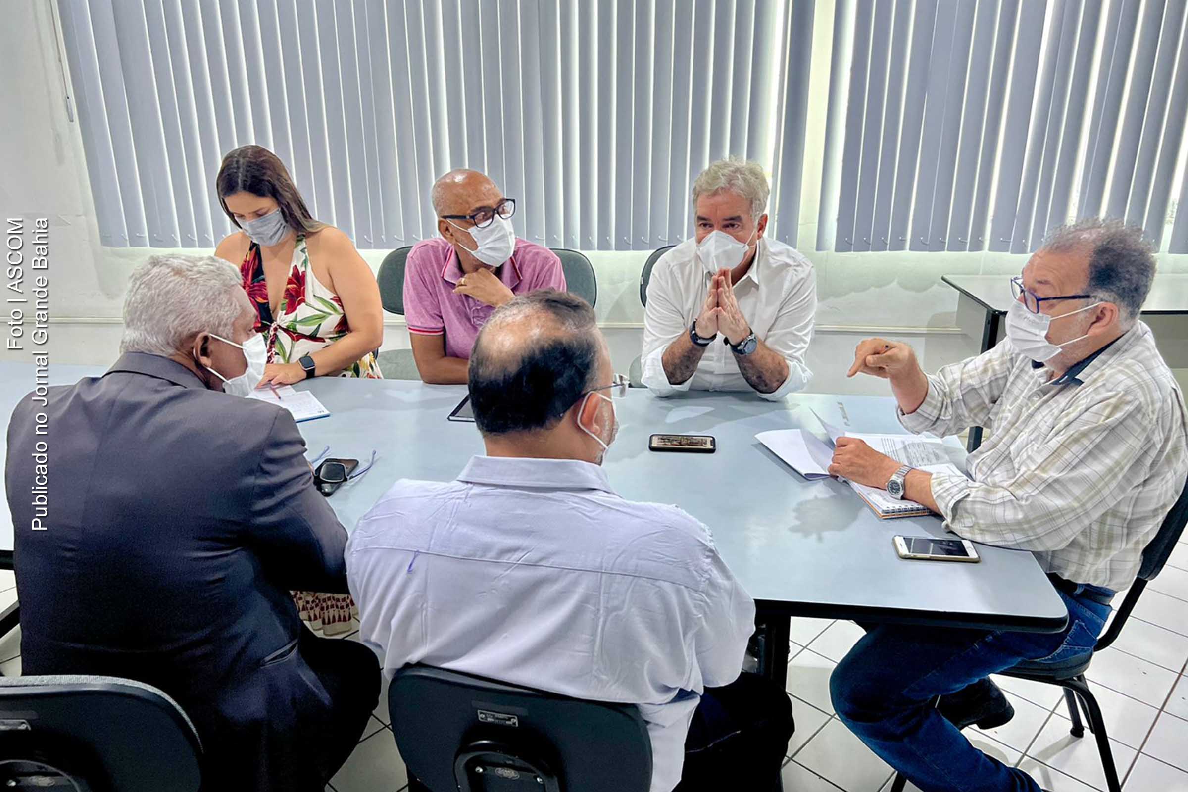 Deputado Zé Neto, secretário Carlos Brito e vereadores Silvio Dias e Ivanberg Lima debateram revitalização da Praça do Tomba, em Feira de Santana.