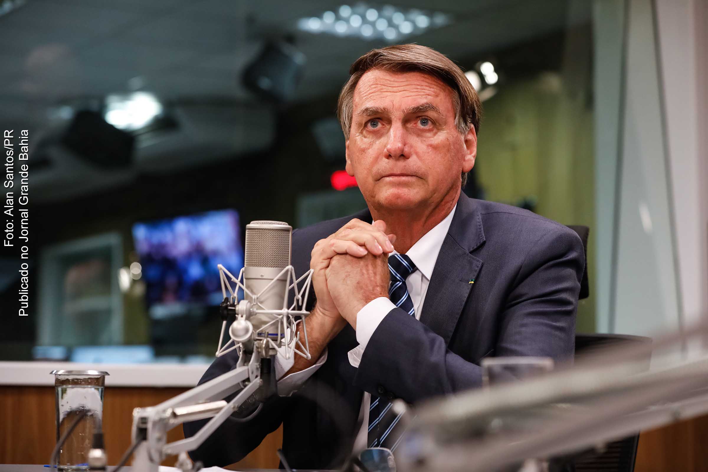 Presidente Jair Bolsonaro diz que vai trocar 11 ministros em 31 de março para disputarem Eleição 2022.