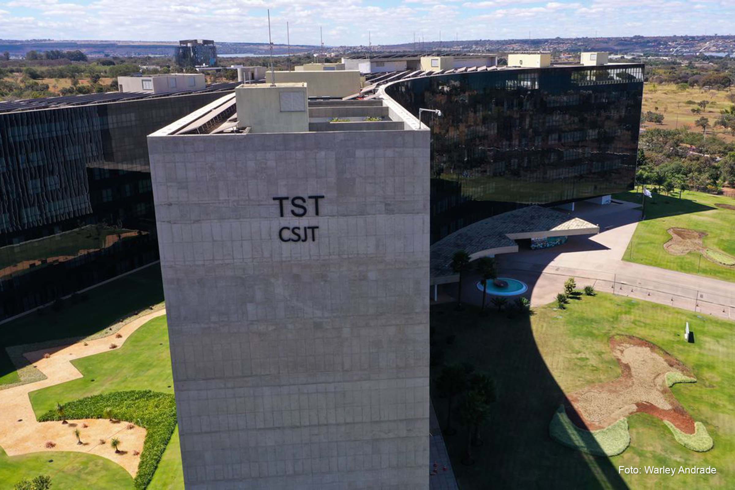 De acordo com o Artigo 111-A da Constituição da República, o desembargador será sabatinado pela Comissão de Constituição, Justiça e Cidadania do Senado Federal.