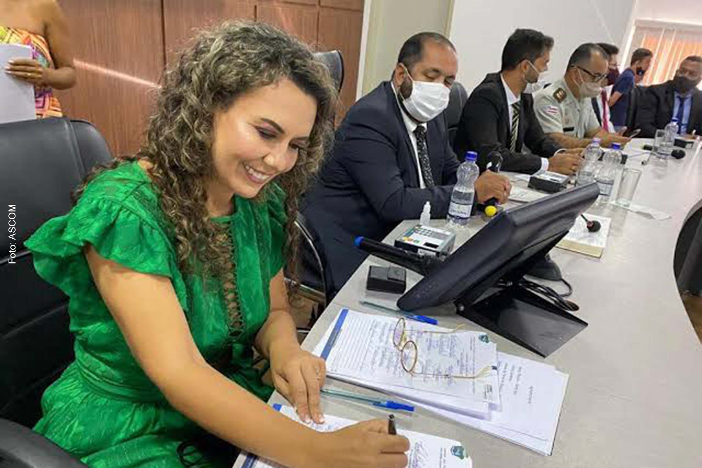 Com reajuste, professores de Eunápolis têm um dos maiores salários da Bahia