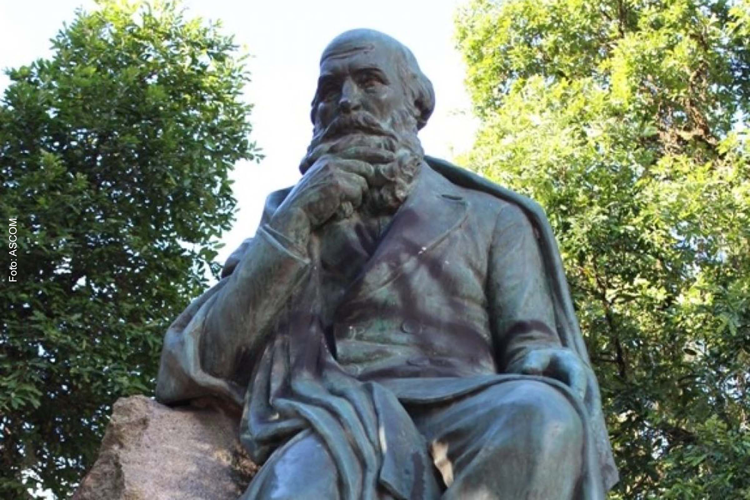 Fritz Müller, falecido desde 1897, foi o primeiro cientista a apresentar modelos matemáticos para explicar a seleção natural e fornecer provas conclusivas da teoria de Charles Darwin.