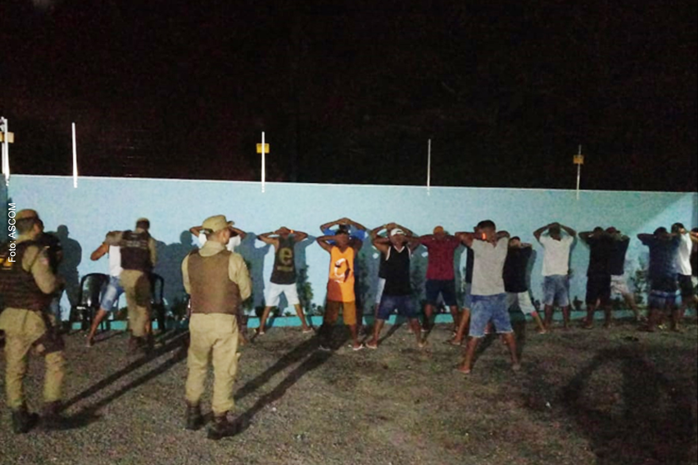 Além dos aparelhos de som apreendidos, foram emitidas oito notificações e advertências.