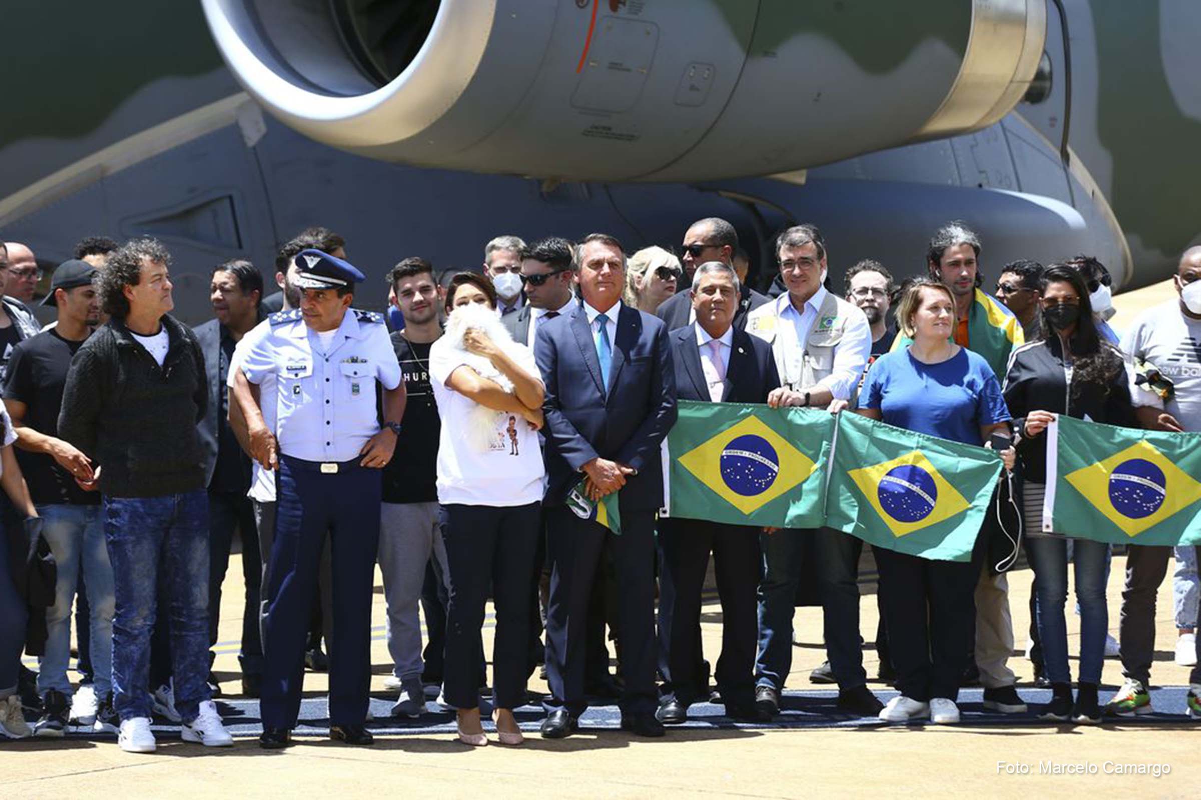 Além de 43 brasileiros repatriados, o grupo é formado por 19 ucranianos, cinco argentinos e um colombiano.