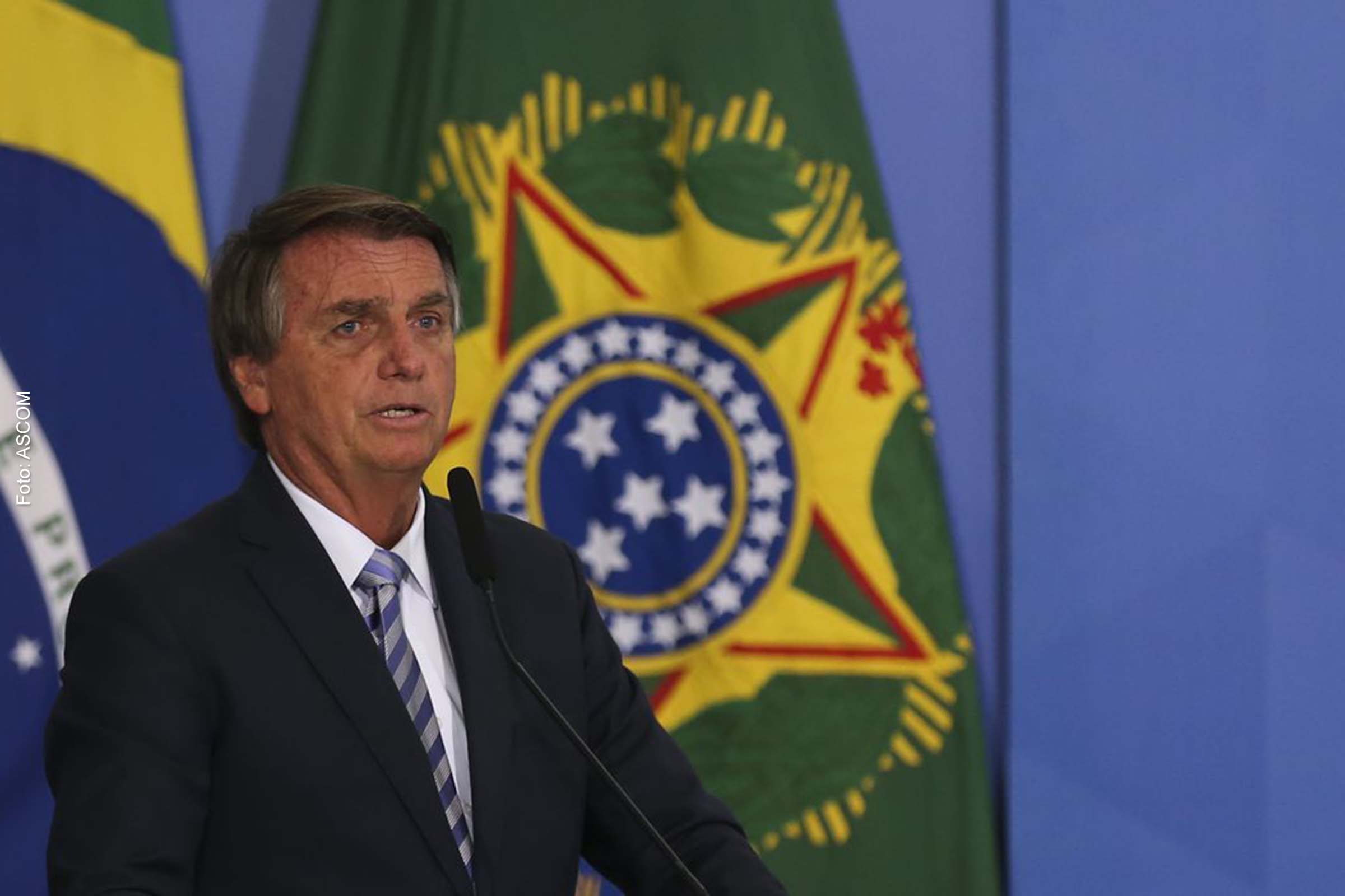 Durante a cerimônia, Bolsonaro voltou a defender projeto de iniciativa do governo federal que autoriza a exploração de minério em terras indígenas.