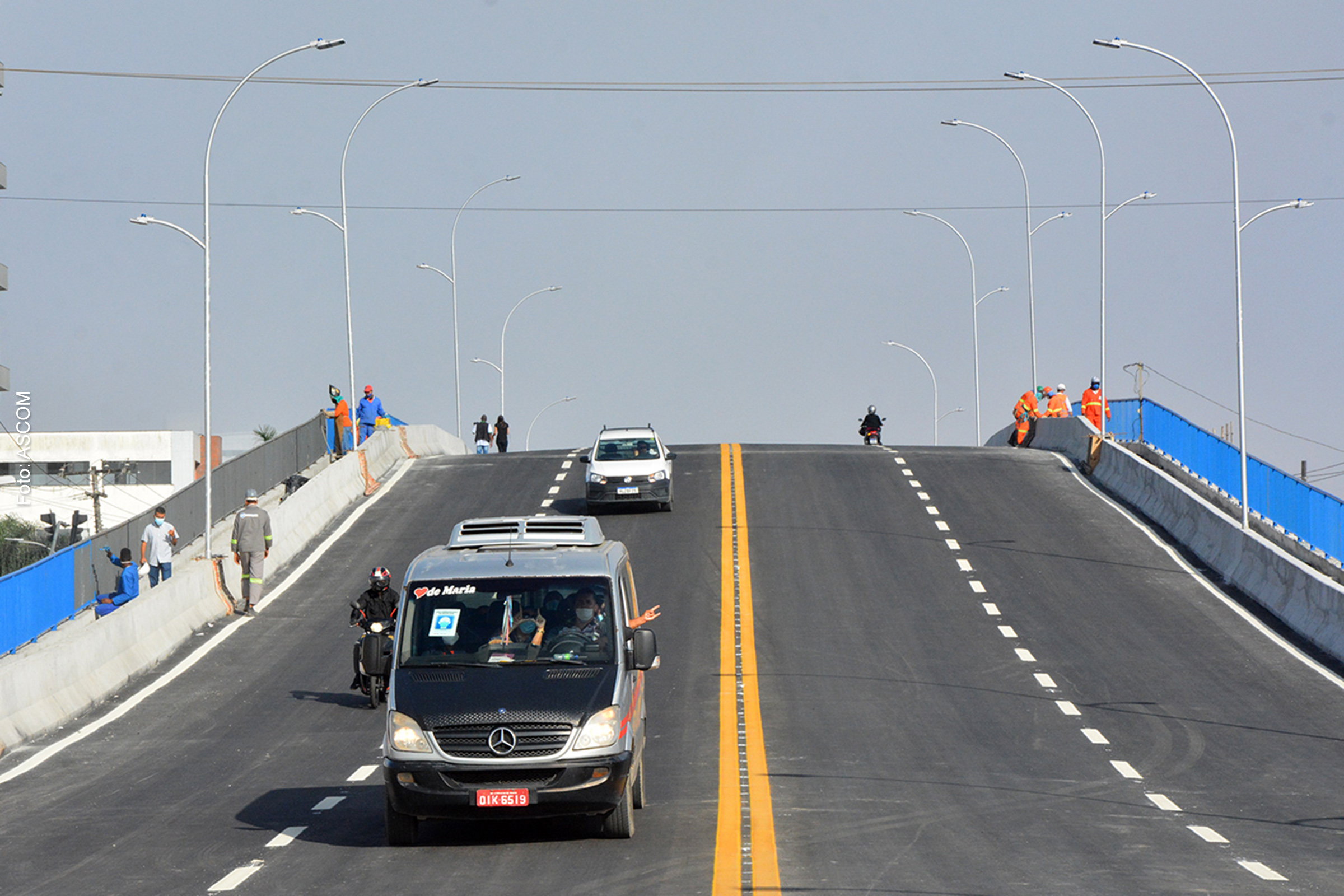 Interdição é para o içamento das estruturas para troca de calços dos viadutos.
