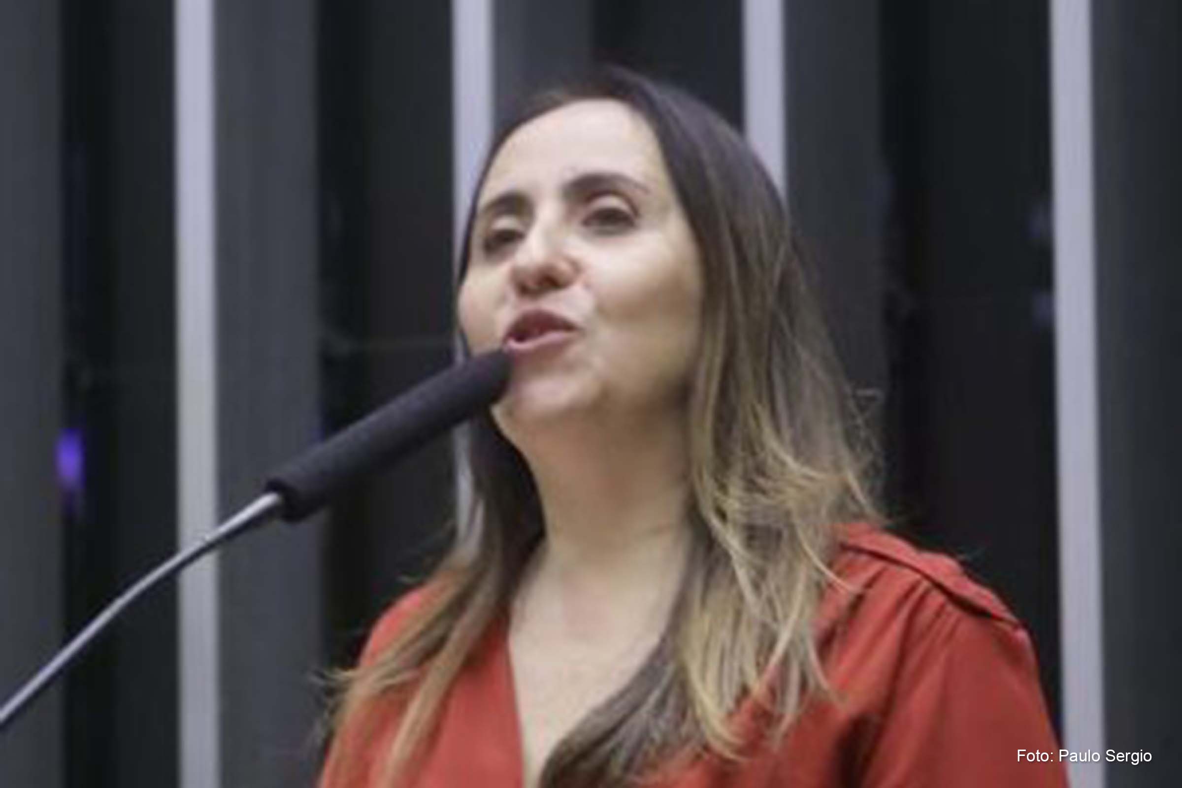 Adriana Ventura, autora do projeto de lei.