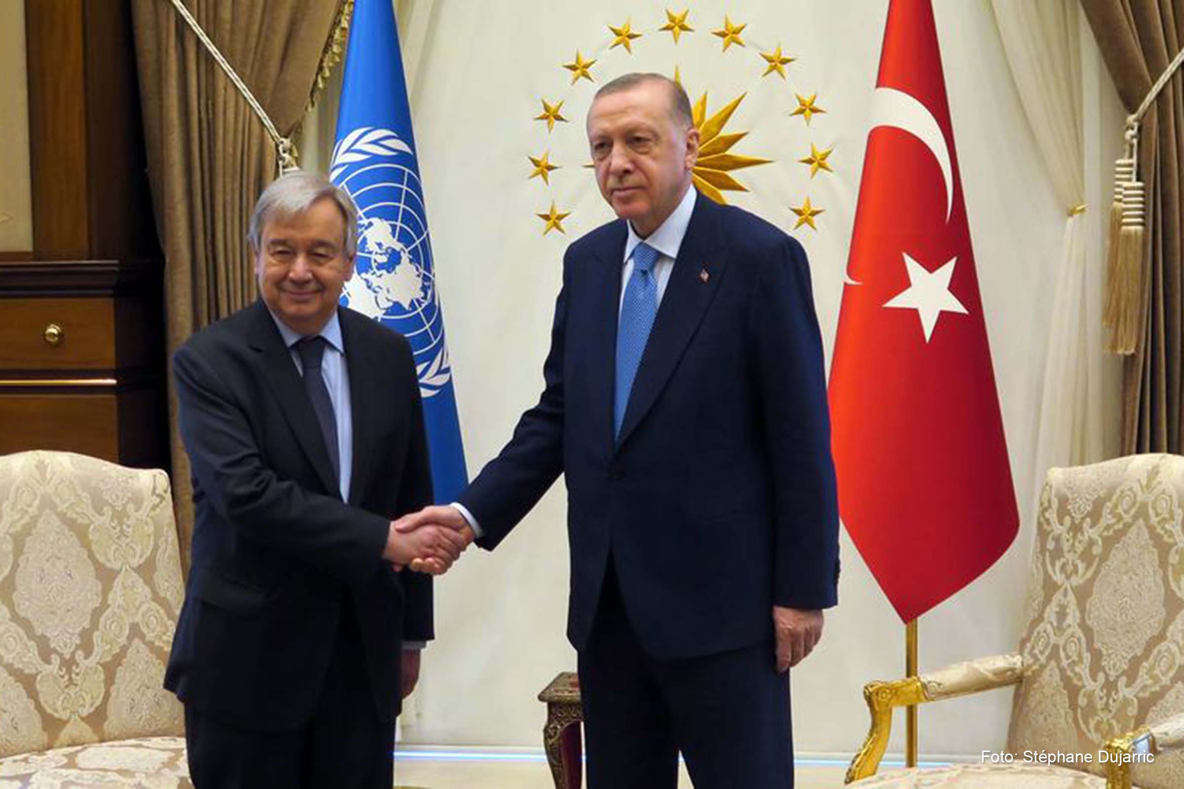 “Fim da guerra na Ucrânia é objetivo comum”, diz António Guterres na Turquia