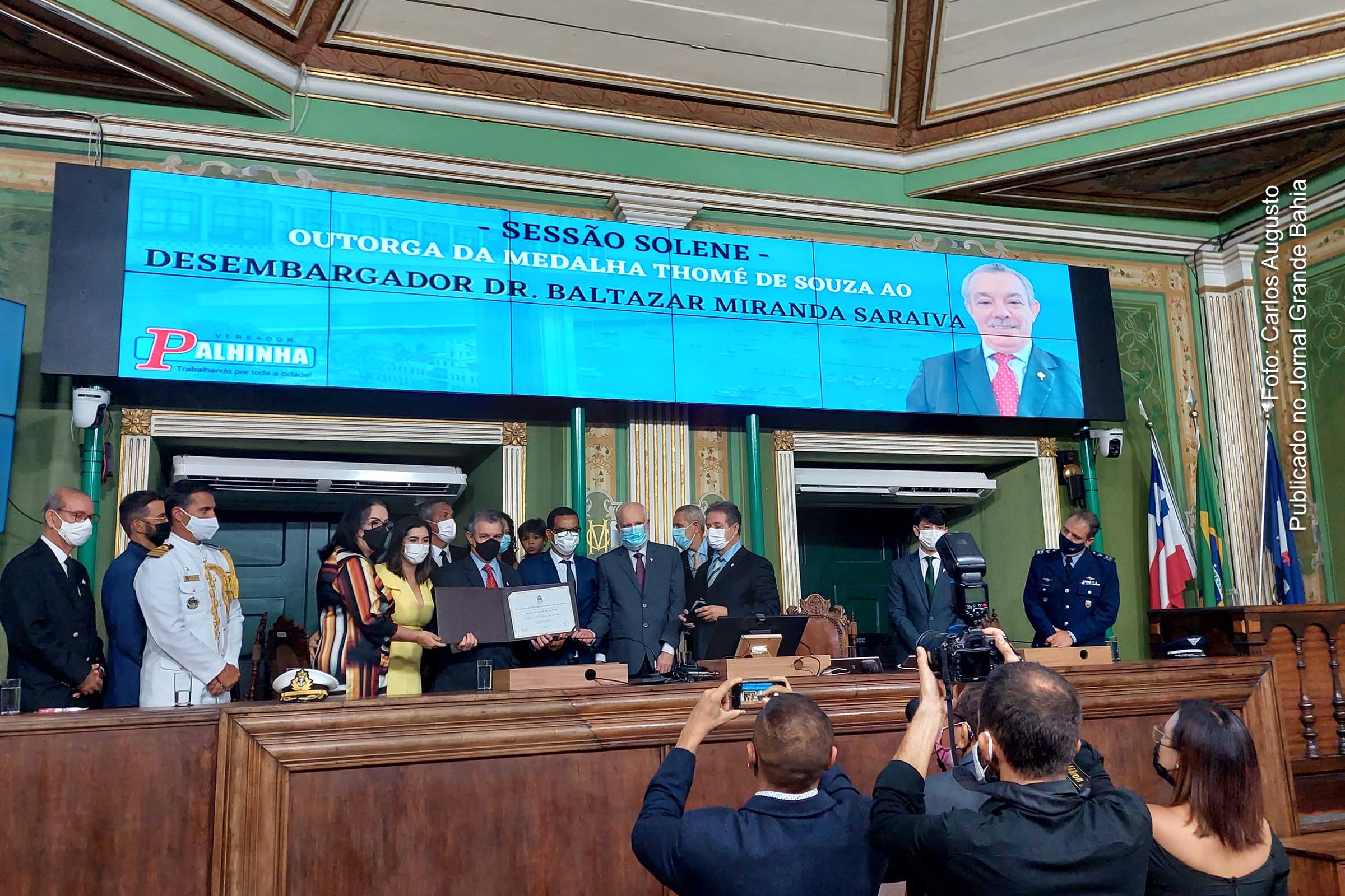 Solenidade da Câmara Municipal de Salvador de outorga da Medalha Thomé de Souza ao desembargador do TJBA Baltazar Miranda Saraiva.
