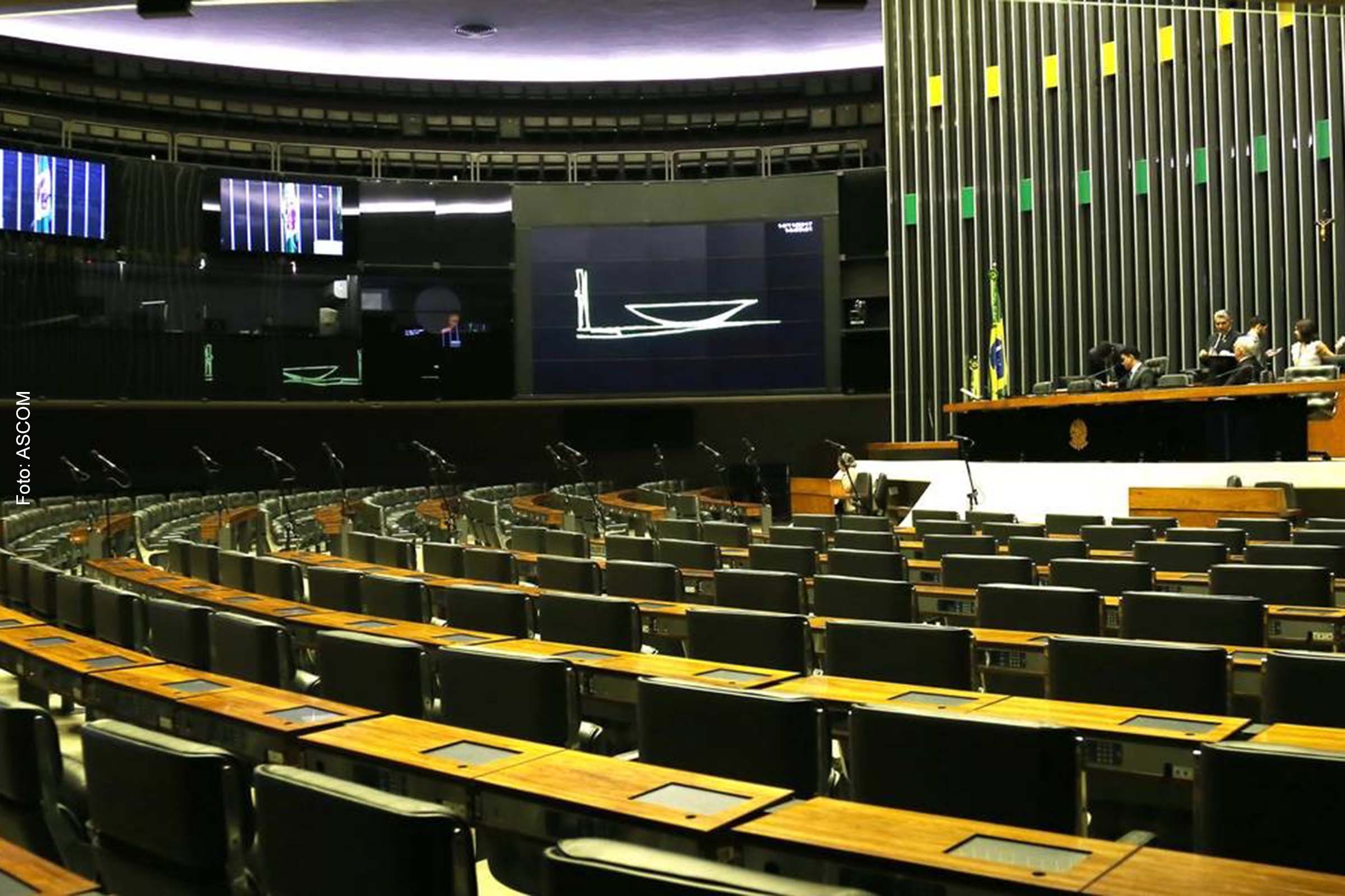 A Lei de Privatização da Eletrobras autoriza a medida, que depende do aval do TCU.