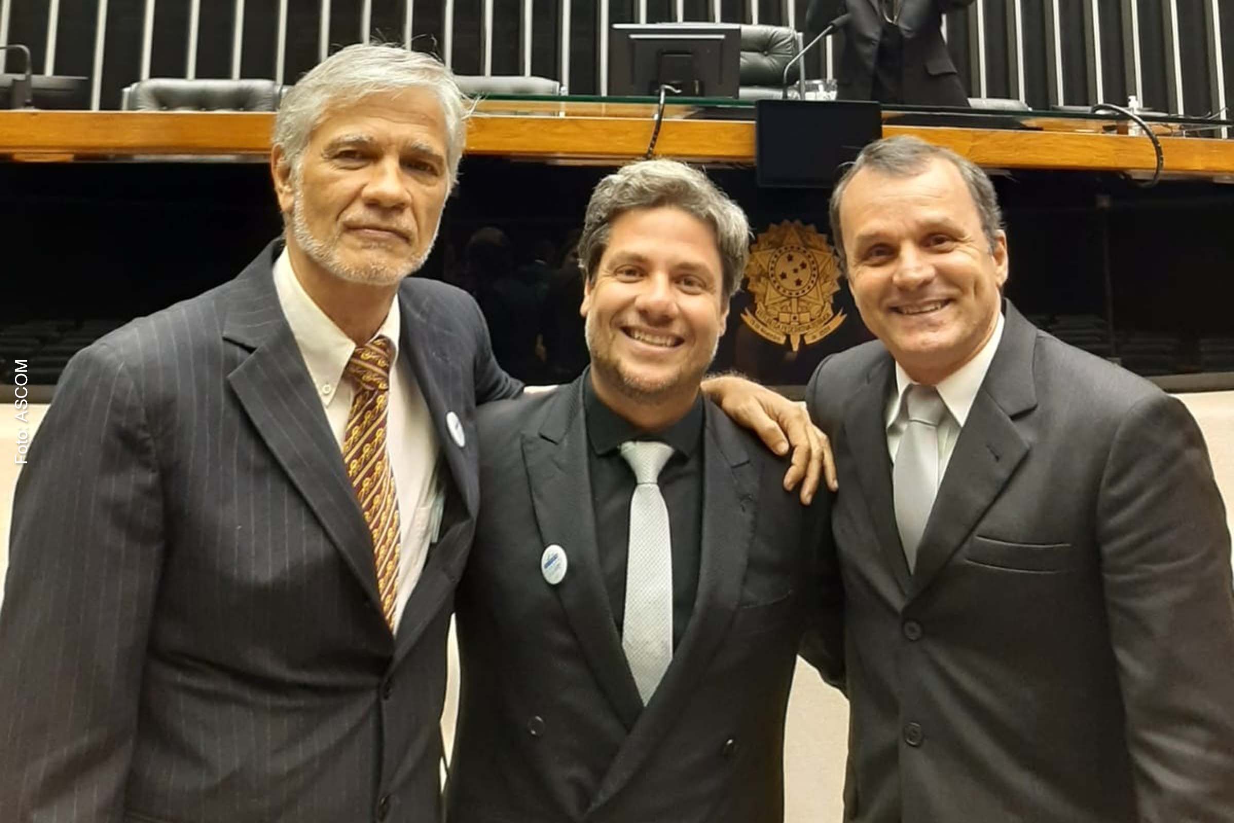 Empresários baianos, Ricardo Cal, Nei Ávila e Clinio Bastos representaram a Bahia na sessão solene em homenagem aos 30 anos da ABRAPE.