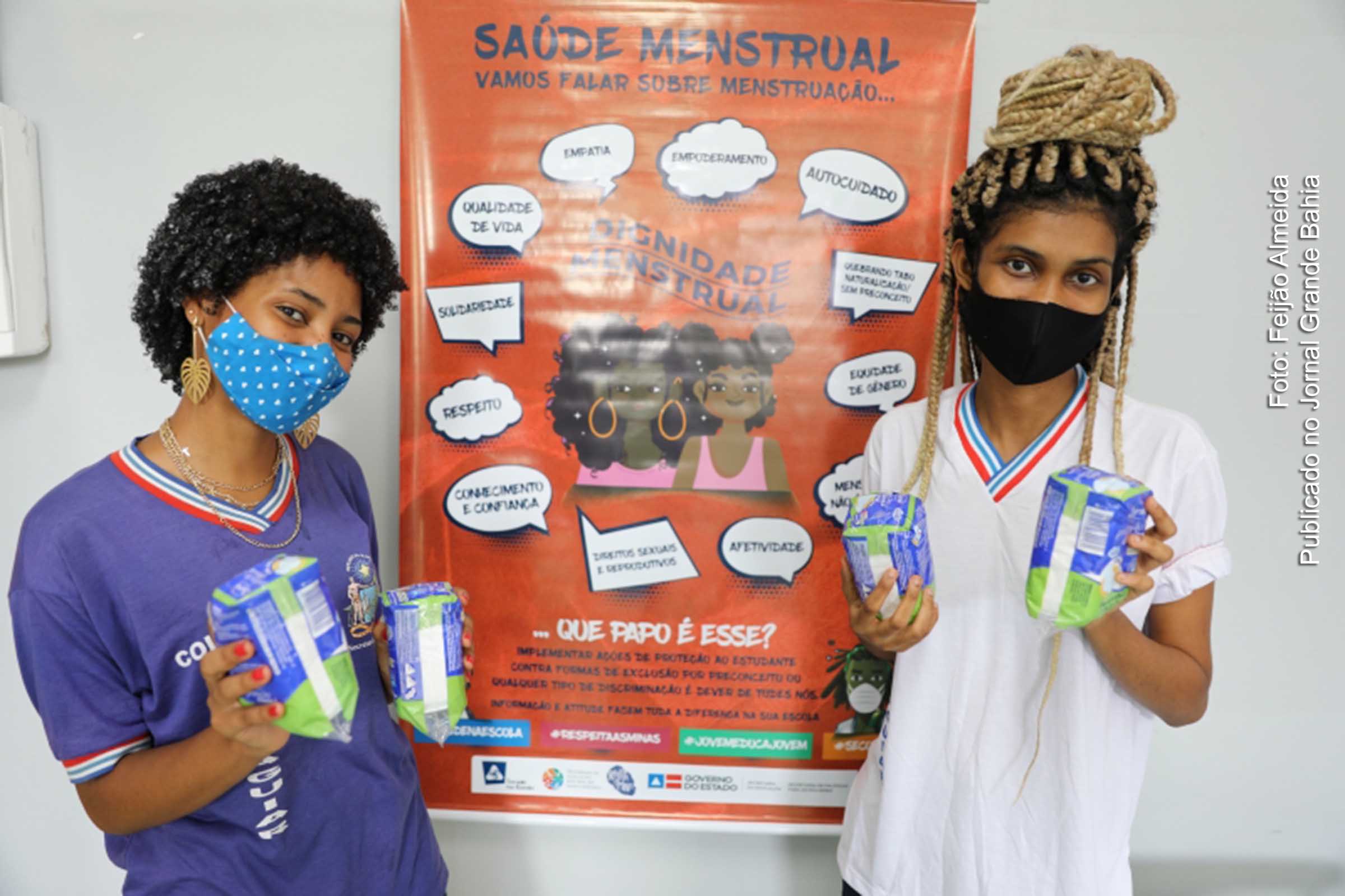 Estudantes da rede estadual de ensino da Bahia são beneficiadas por programa social.
