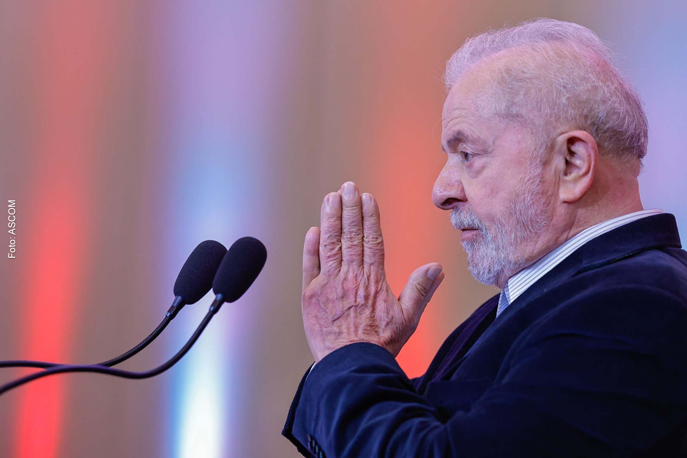 "É preciso trazer de volta a alegria para esse país, o prazer de ser brasileiro", disse Lula.