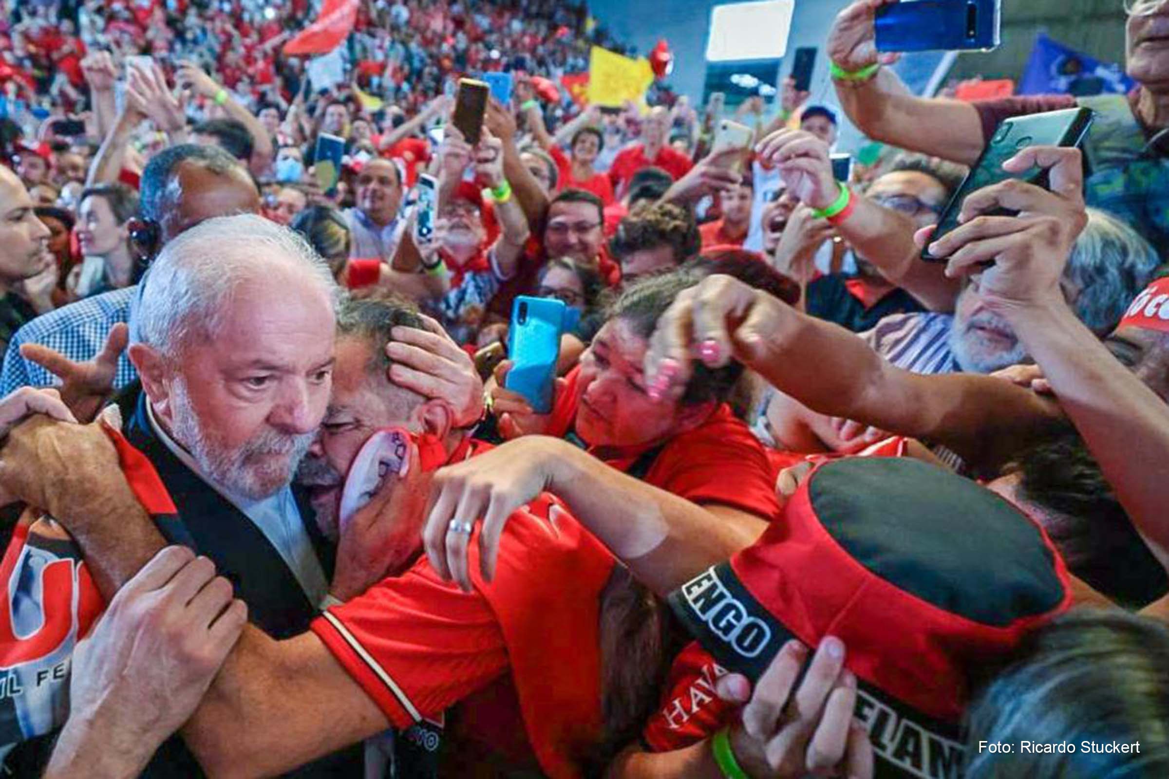 "O Brasil não pode conhecer apenas a cultura transmitida pelos canais de televisão", disse Lula, em discurso.
