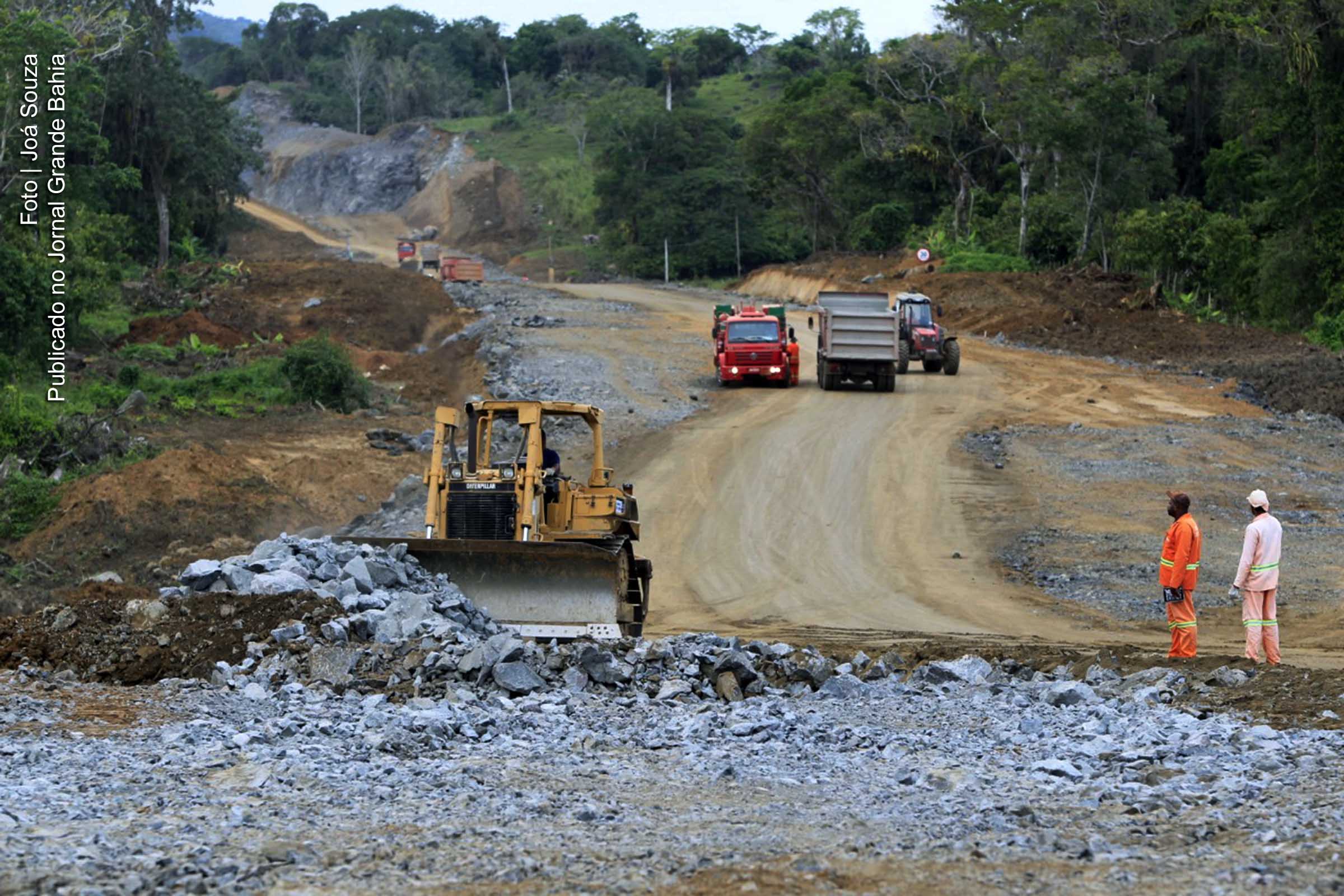 Obra do Governo Rui Costa, Rodovia BA-649, trecho de Ilhéus à Itabuna, avança.