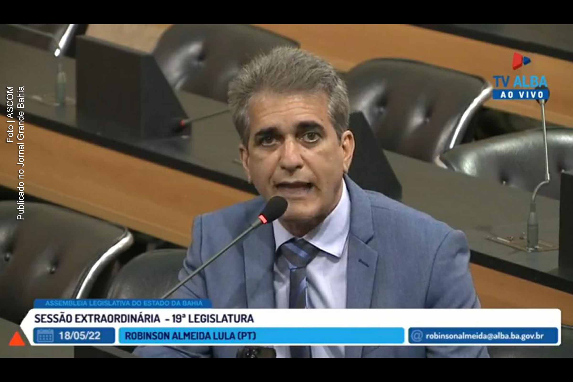 Se Bolsonaro privatizar Eletrobras conta de luz, como a gasolina, pode ficar atrelada ao dólar, condenou o petista Robinson Almeida.