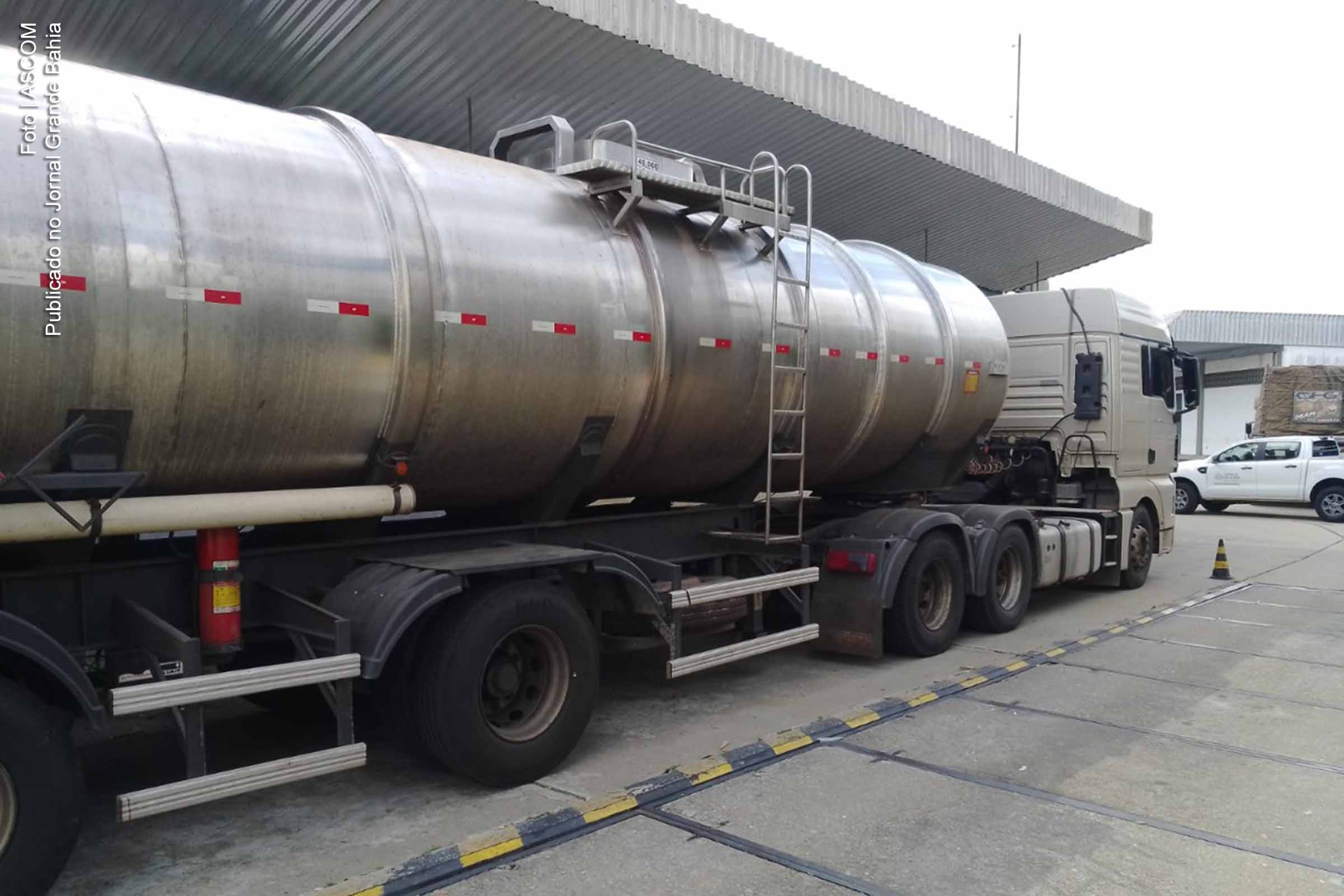 Sefaz Bahia intercepta cargas irregulares de etanol e charque avaliadas em R$ 3,38 milhões; Interceptações ocorreram em Feira de Santana, Vitória da Conquista e Encruzilhada