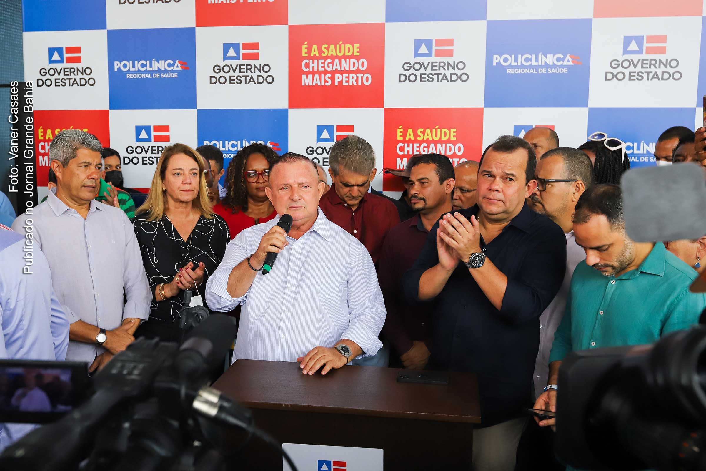 Adolfo Menezes, presidente da ALBA, participou da inauguração da 24ª Policlínica de Saúde, em Escada, Salvador.