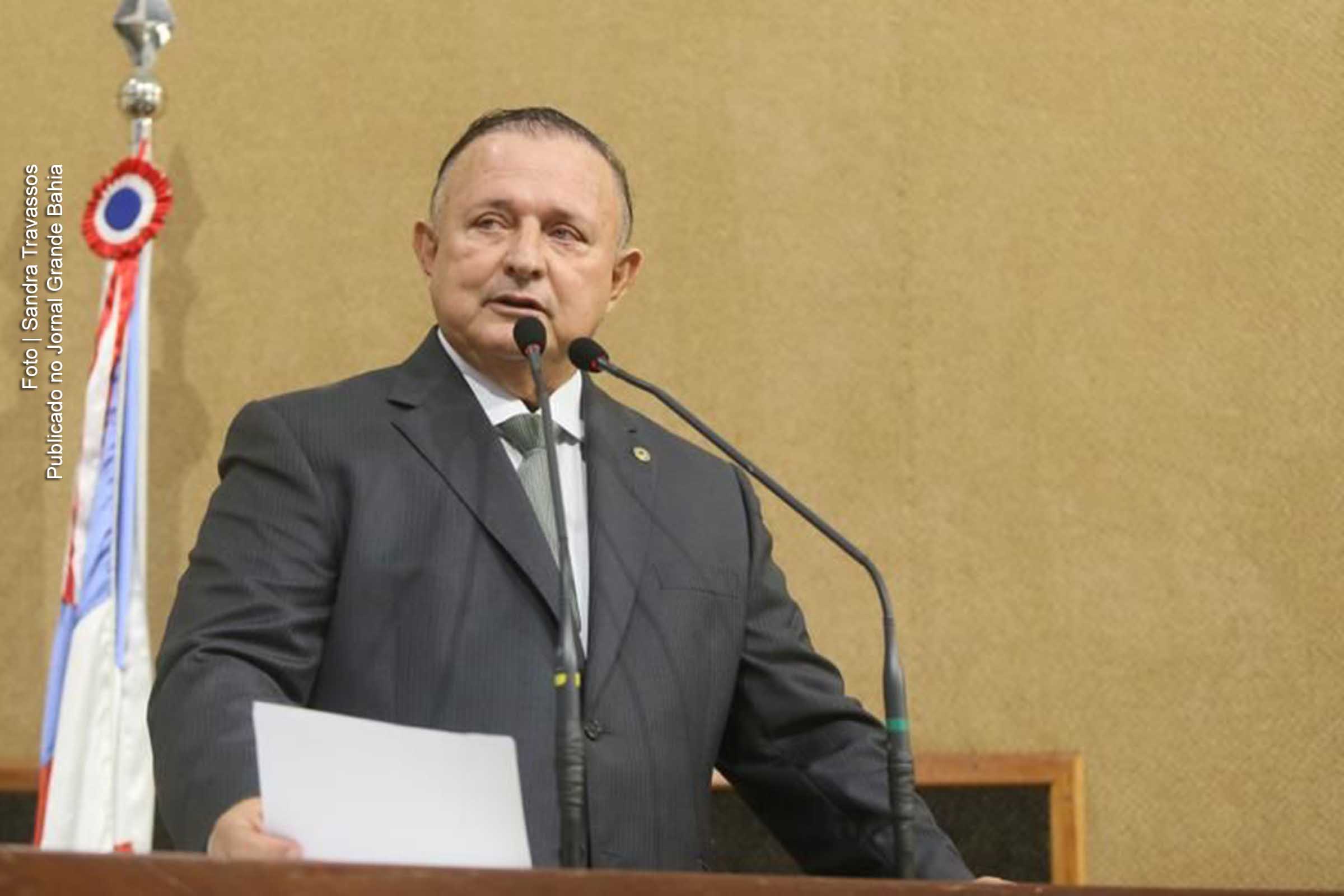 Presidente da ALBA, deputado Adolfo Menezes, defende que Congresso Nacional reveja Lei de Licitações para acabar com a farra.