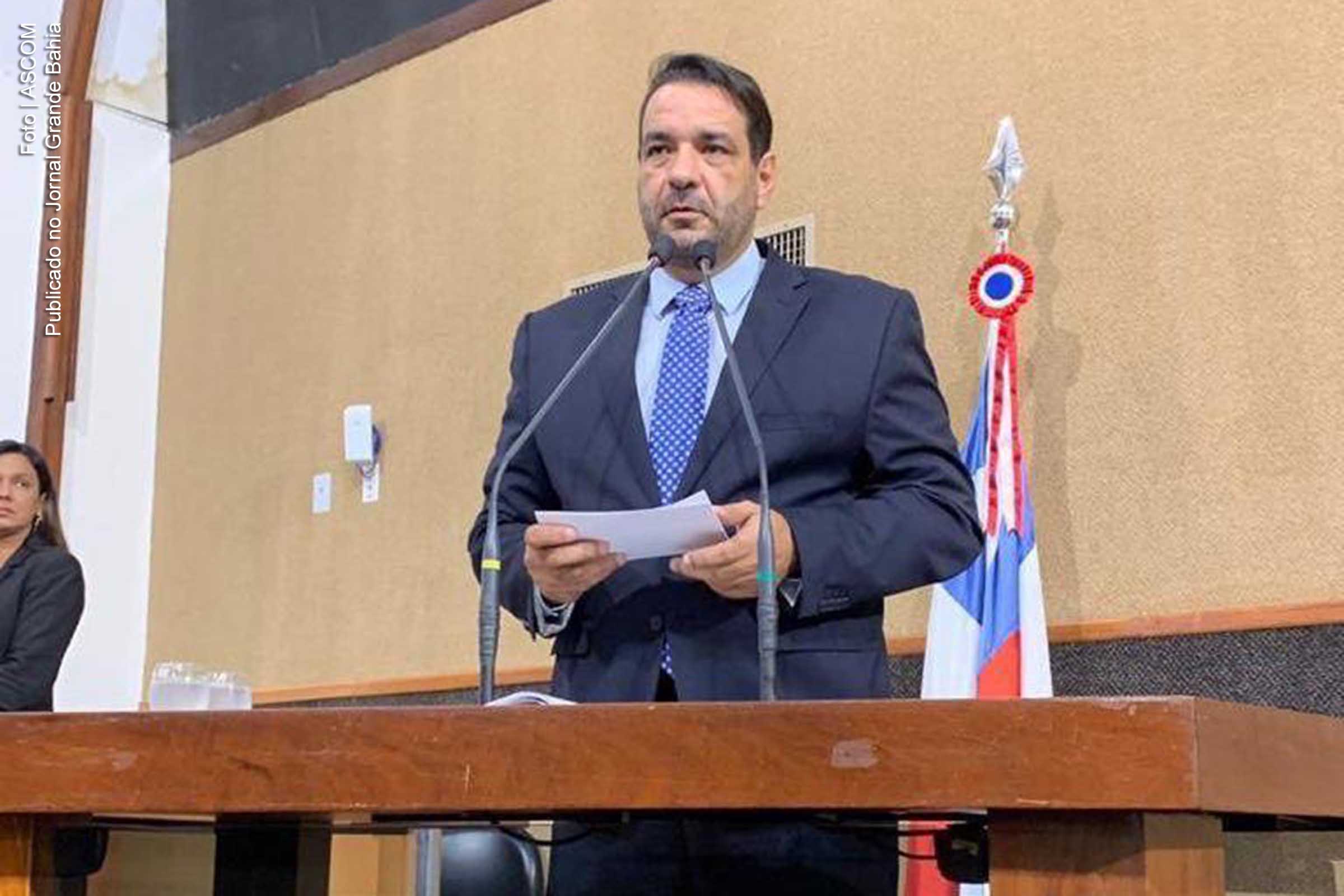 Deputado Alan Sanches rebateu ataques que o petista fez à prefeitura de Salvador e lembrou que o governador deixou estruturas abandonadas na capital baiana, como o antigo Centro de Convenções.