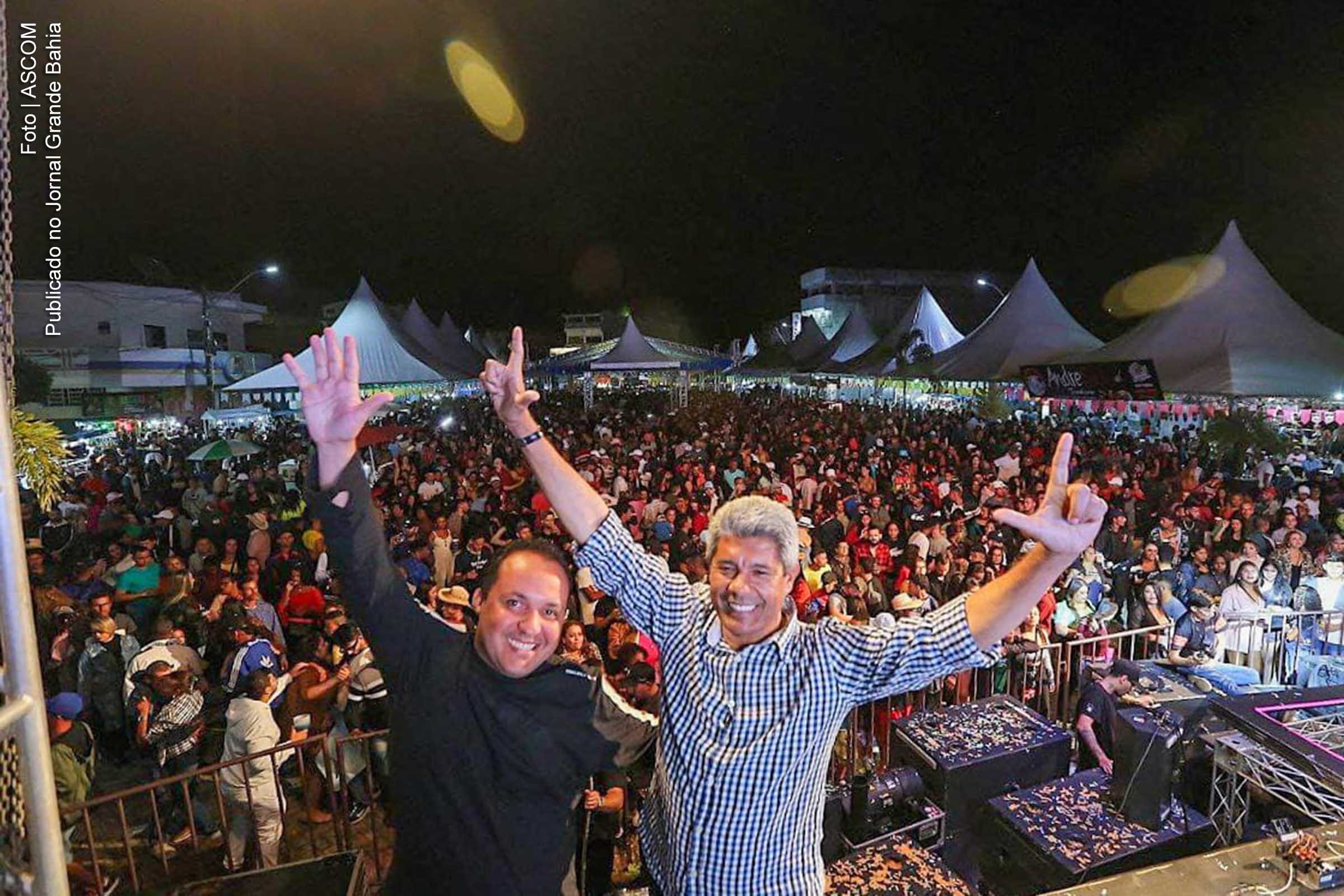 Jerônimo Rodrigues é recebido por membros da comunidade de Ibicuí.