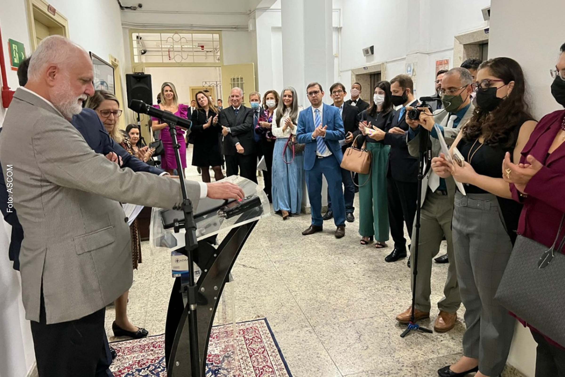 Tribunal deu um passo largo na aproximação com o cidadão e inaugurou a primeira sala passiva do Estado, no Fórum Ruy Barbosa, no subsolo, sala 04.