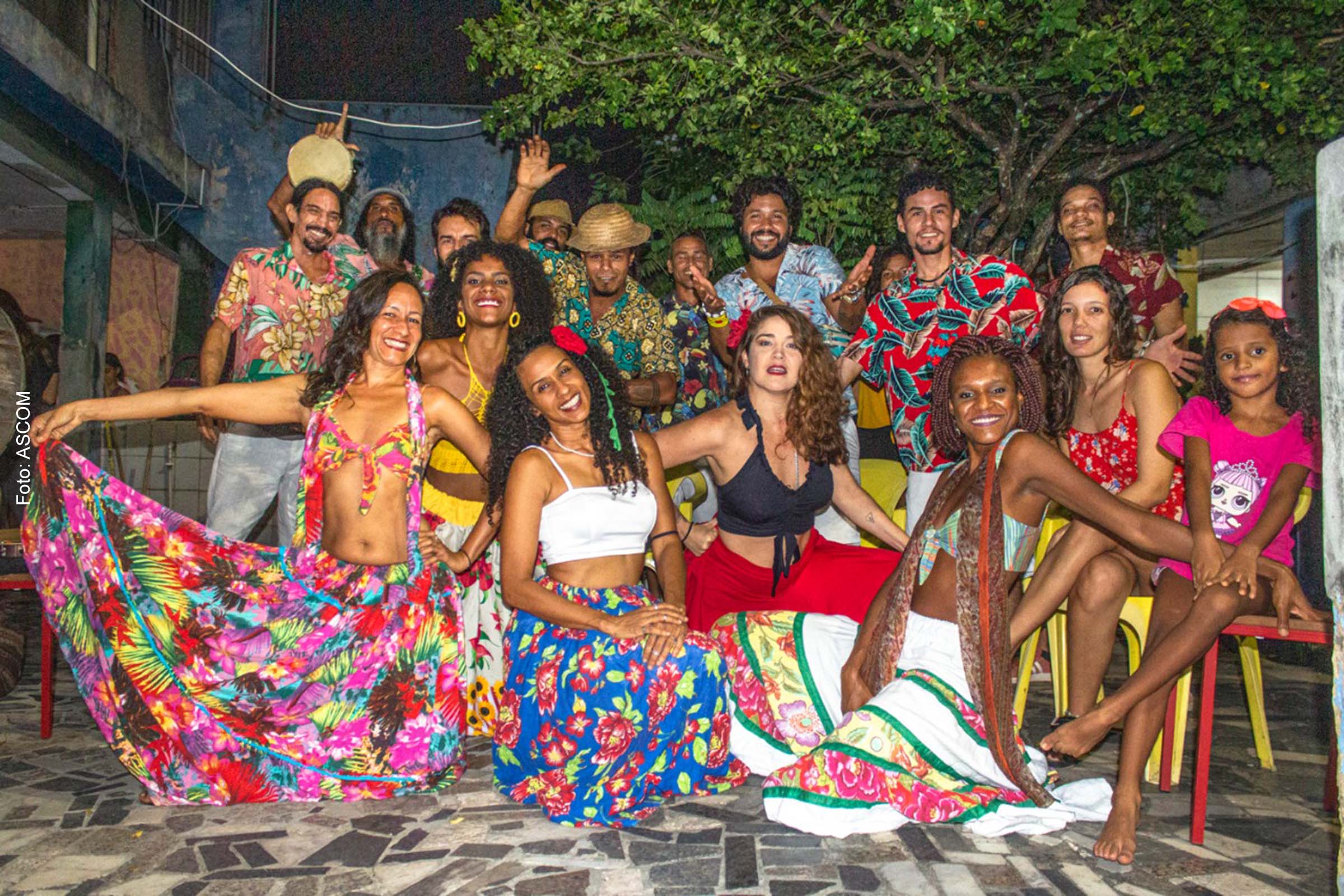 Roda do Samba de Bando se apresenta pela primeira vez na Casa da Mãe.