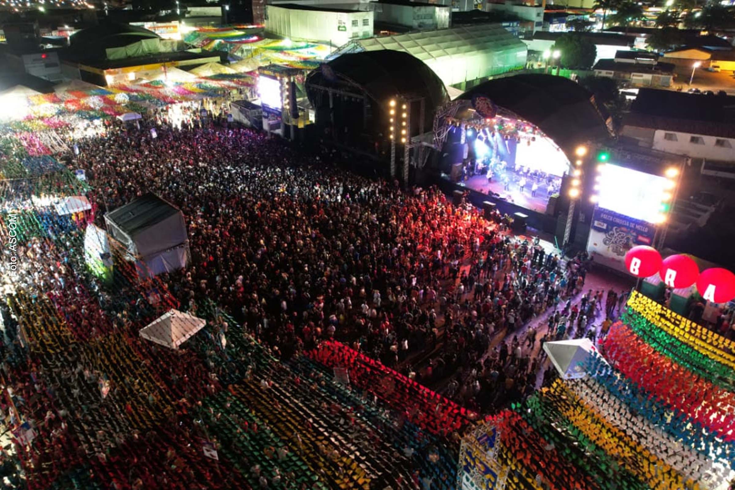 Cerca de 100 mil visitantes que chegaram à cidade para celebrar o São João 2022.